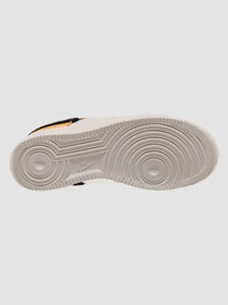 Кросівки NIKE Air Force 1 Lxx модель DQ0858-100 Фото