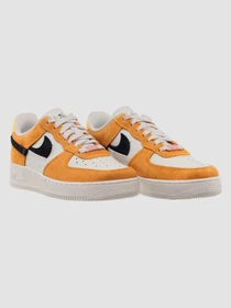 Кросівки NIKE Air Force 1 Lxx модель DQ0858-100 Фото