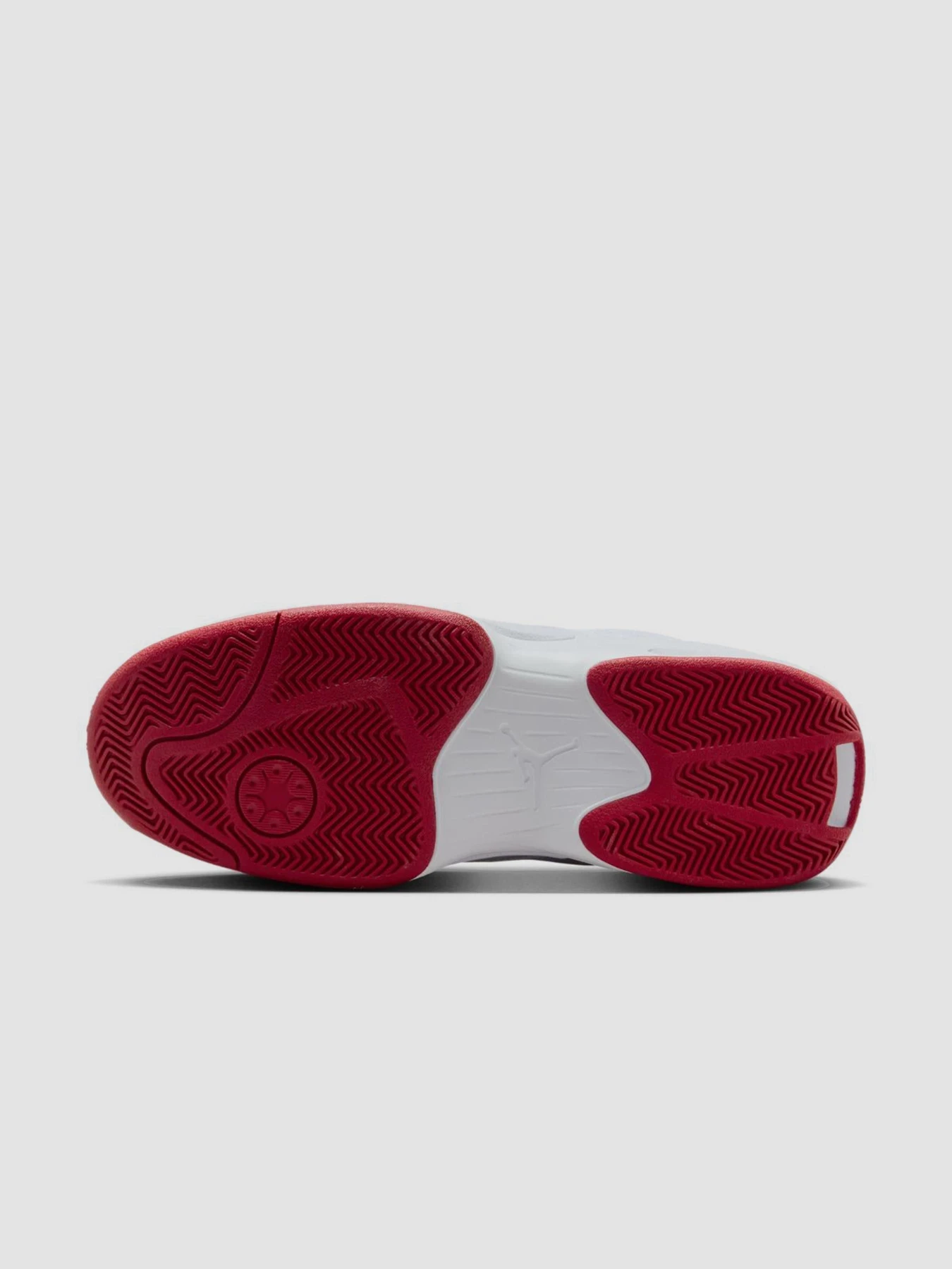 Кросівки Jordan Max Aura 6 модель FQ8298-106 Кросівки Jordan Max Aura 6 модель FQ8298-106 Фото