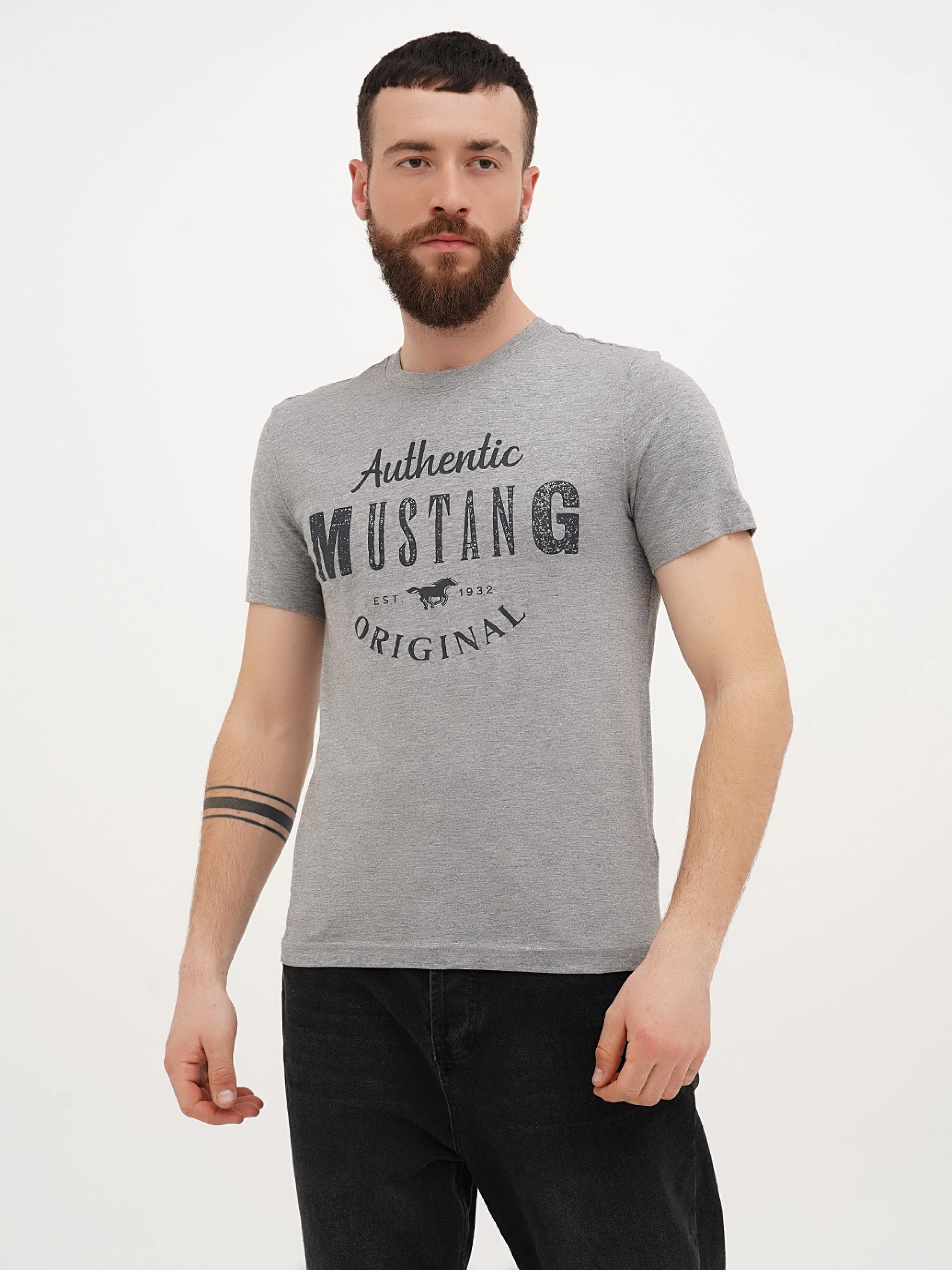 Бавовняна Чоловіча Футболка Mustang Jeans Alex C Print