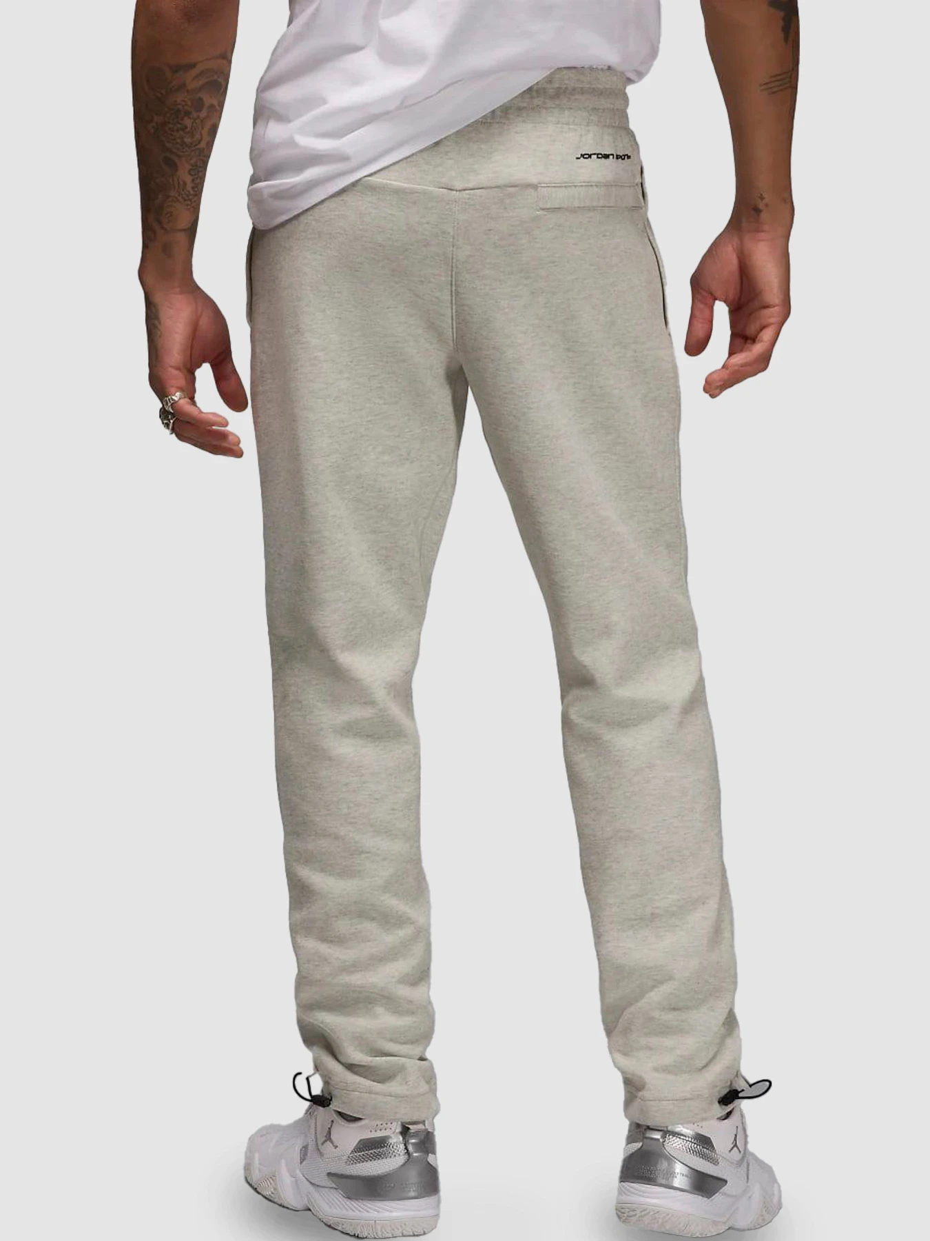 Брюки NIKE Dri-Fit Sport Hoop Fleece модель FV8604-050 Брюки NIKE Dri-Fit Sport Hoop Fleece модель FV8604-050 Фото