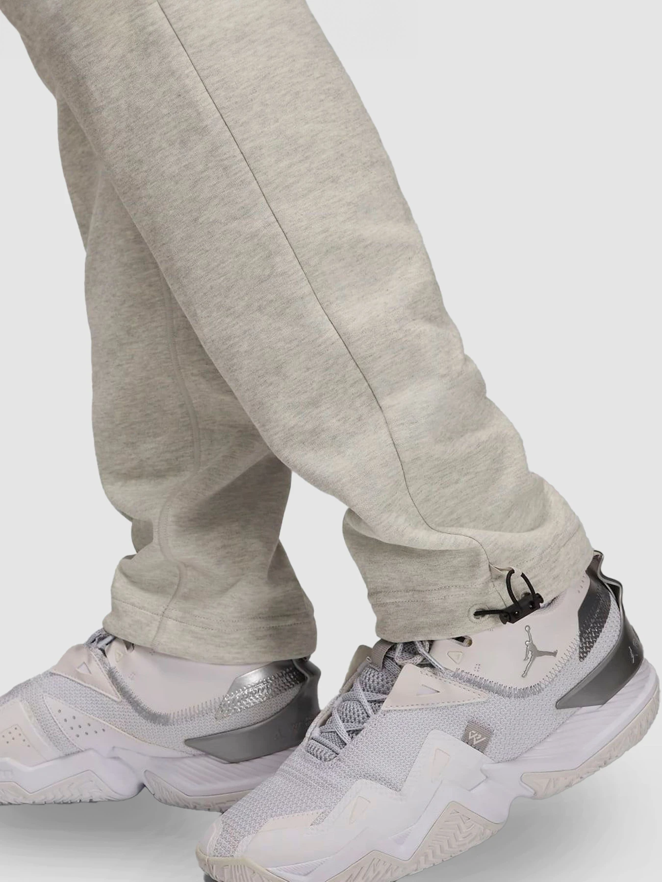 Брюки NIKE Dri-Fit Sport Hoop Fleece модель FV8604-050 Брюки NIKE Dri-Fit Sport Hoop Fleece модель FV8604-050 Фото