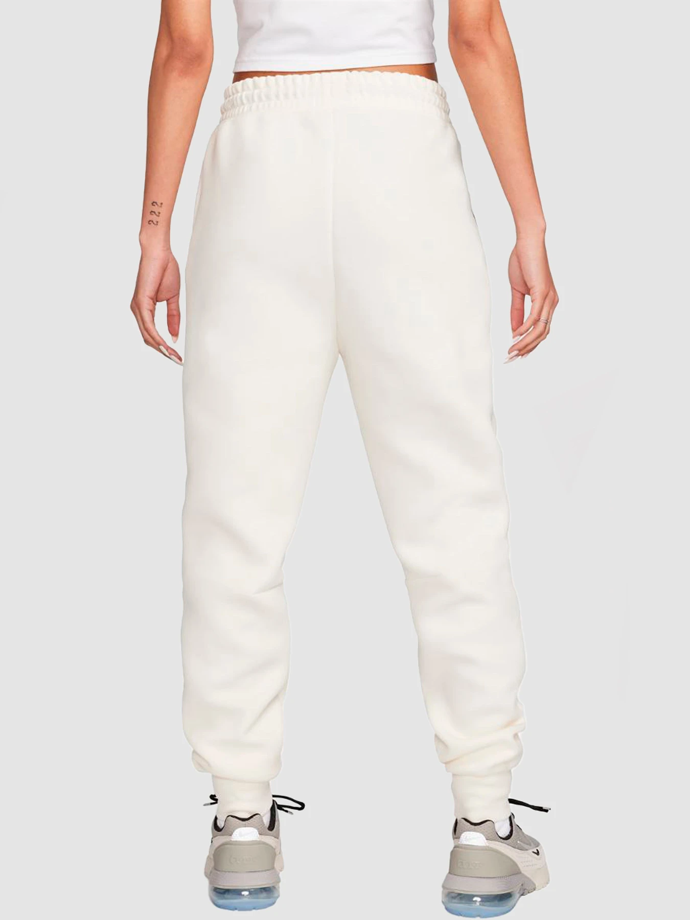 Штани NIKE W Nsw Tech Fleece Mr Jggr модель FB8330-110 Штани NIKE W Nsw Tech Fleece Mr Jggr модель FB8330-110 Фото