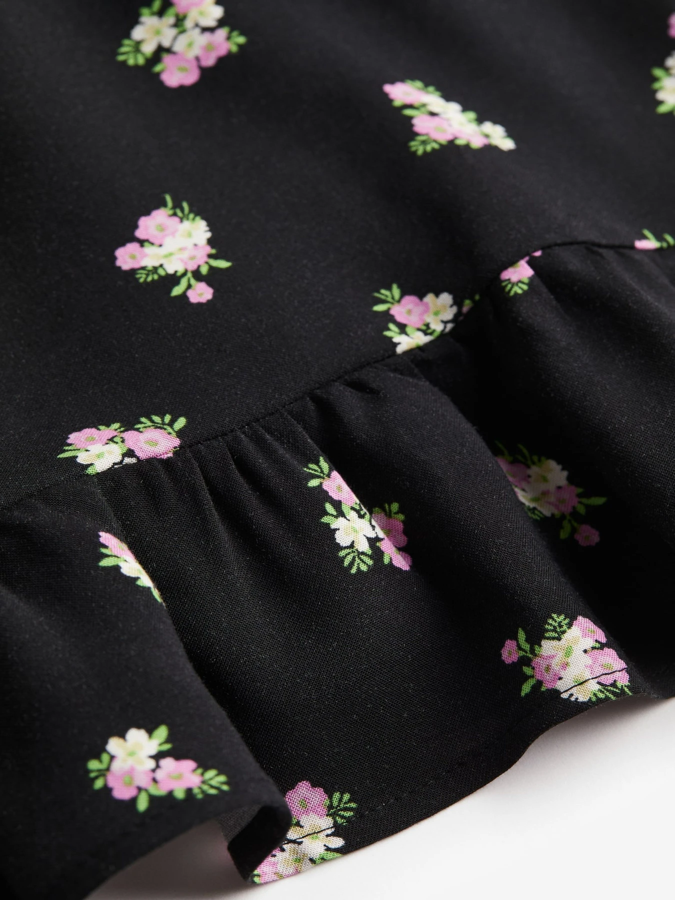 Платья H&M модель 75947 Фото