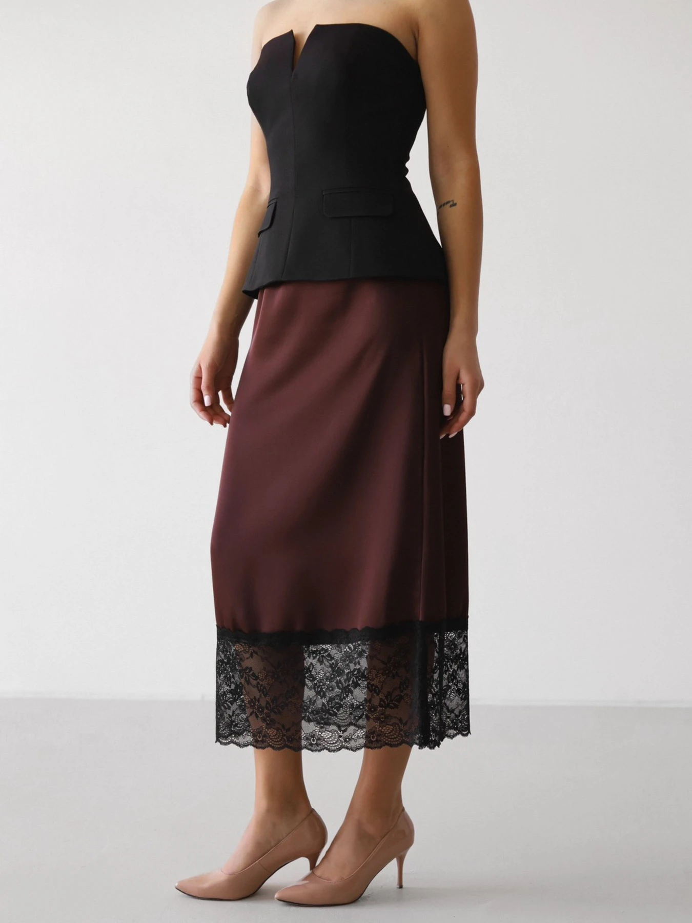 Боді та корсети Lilove модель 330 Боді та корсети Lilove модель 330 Фото