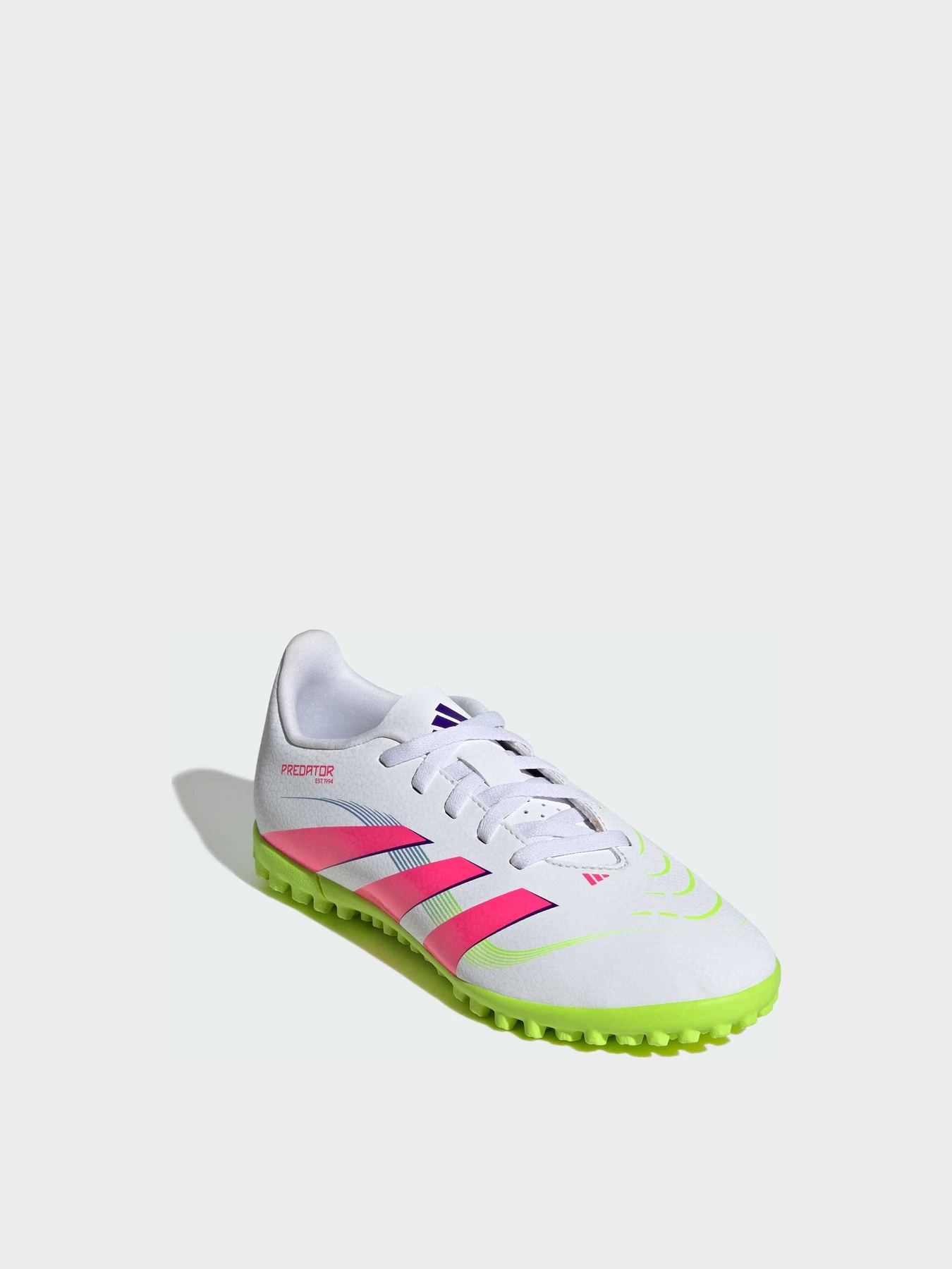 Кроссовки Adidas Predator модель ID3806 Кроссовки Adidas Predator модель ID3806 Фото