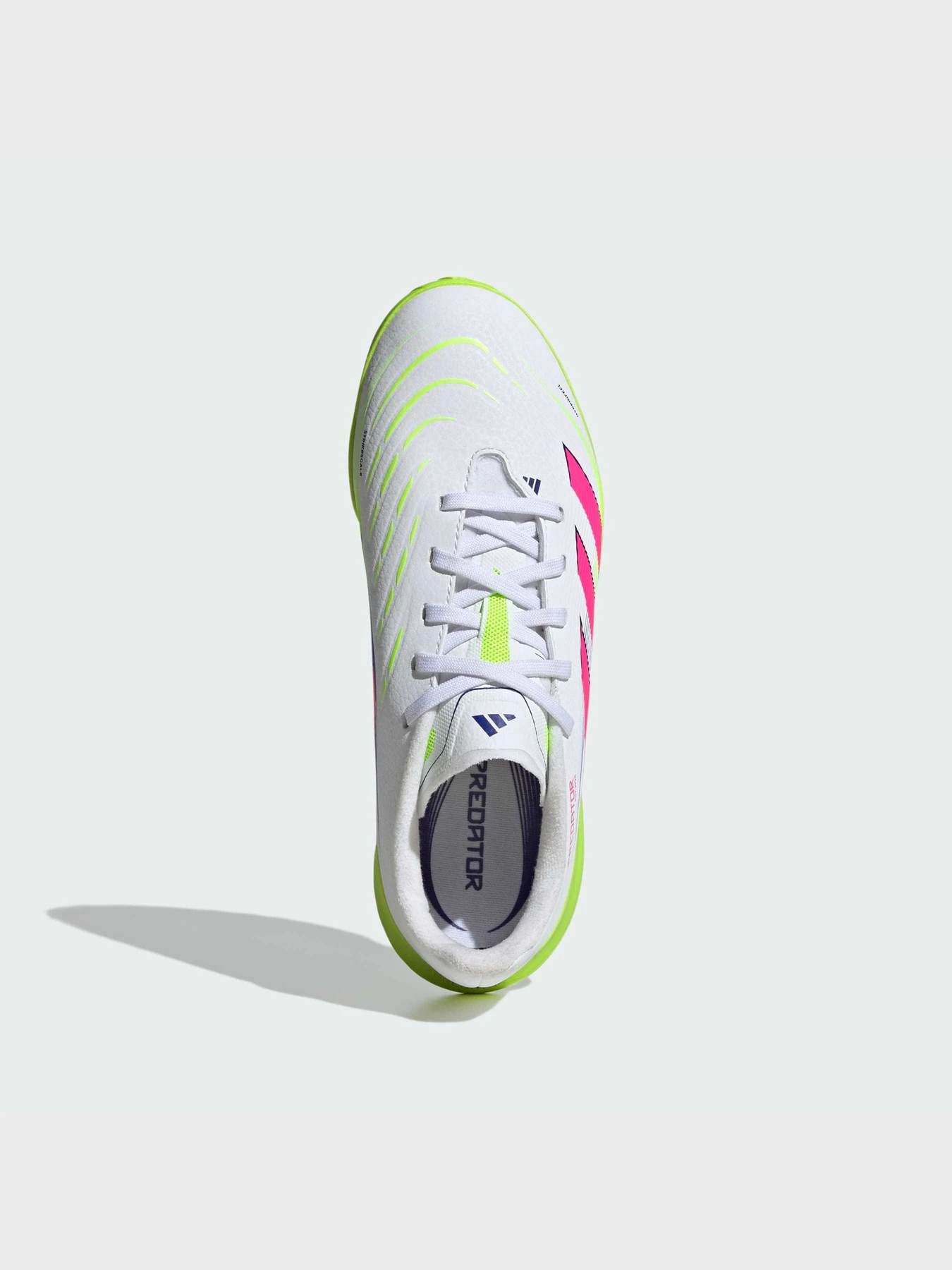 Кроссовки Adidas Predator модель ID3801 Кроссовки Adidas Predator модель ID3801 Фото
