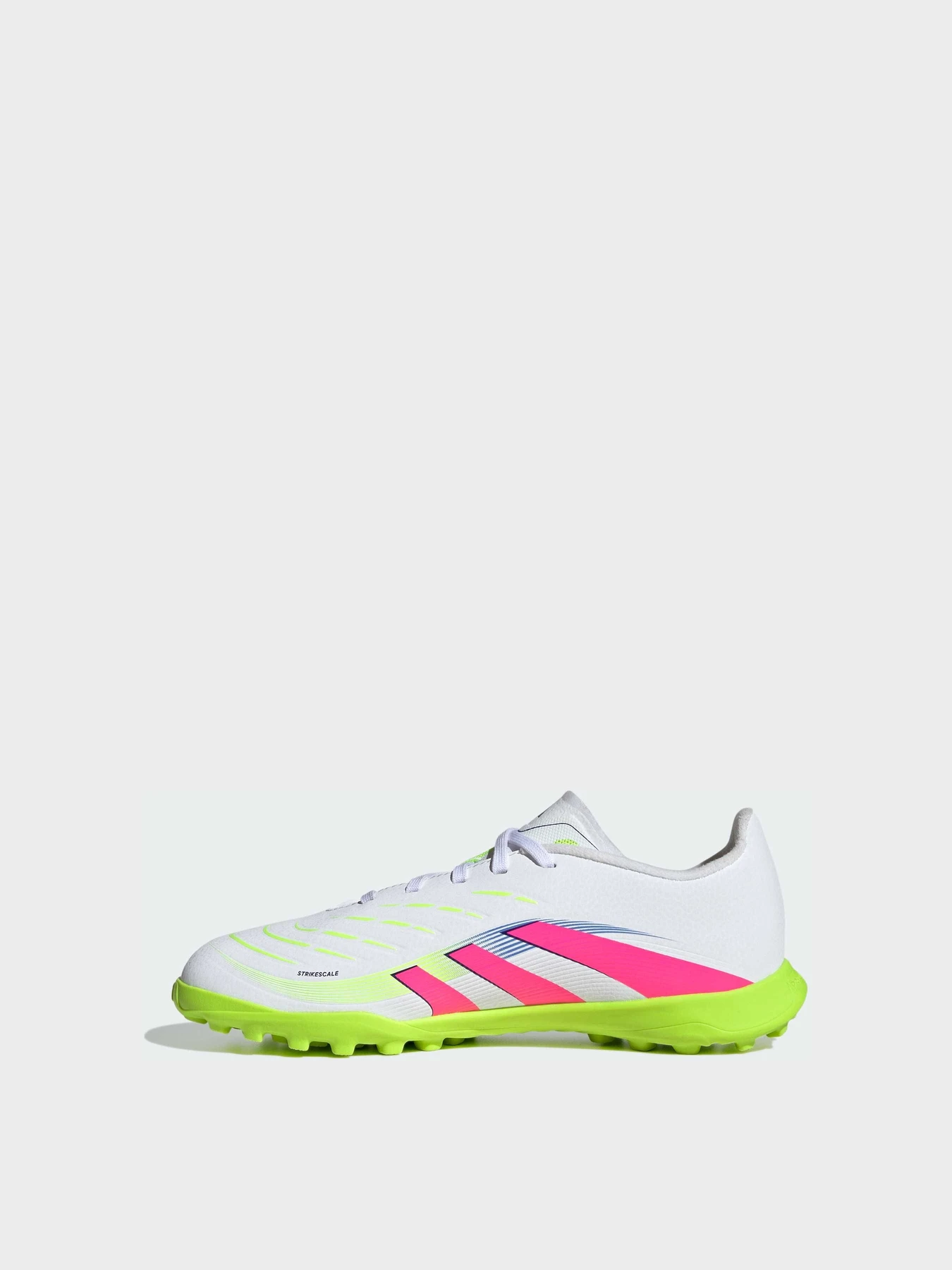 Кроссовки Adidas Predator модель ID3801 Кроссовки Adidas Predator модель ID3801 Фото