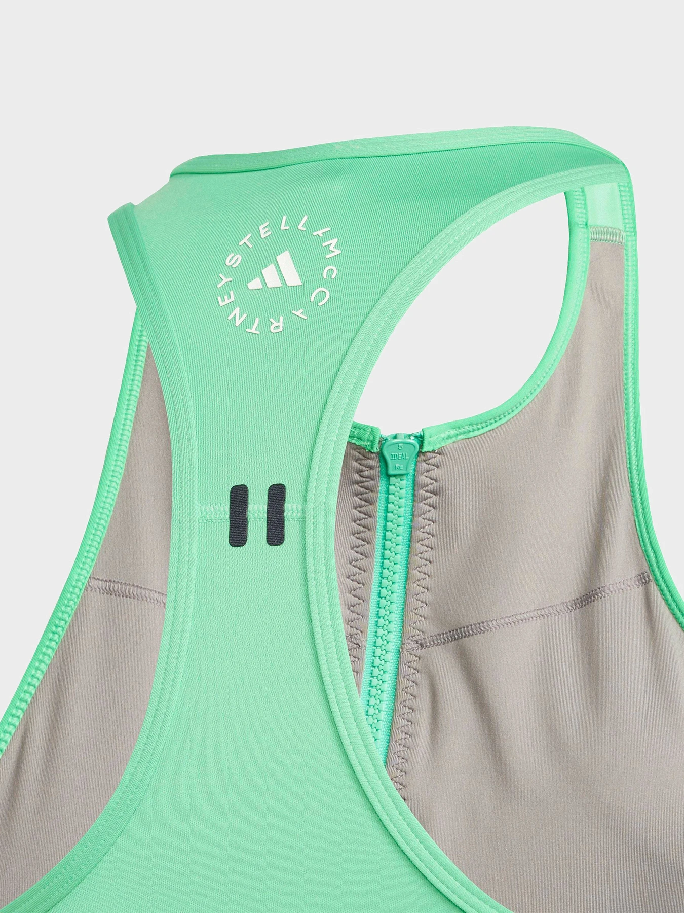 Футболки и поло Adidas модель JP2781 Футболки и поло Adidas модель JP2781 Фото
