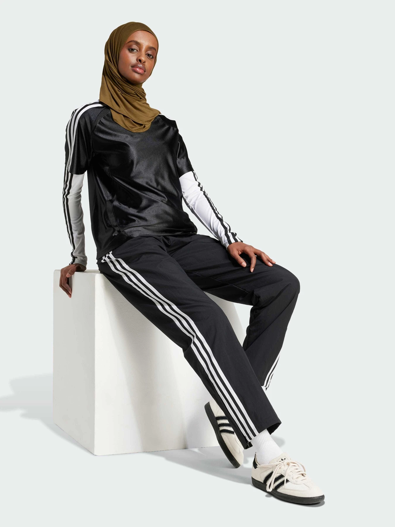 Футболки і поло Adidas Adicolor модель JD0252 Фото