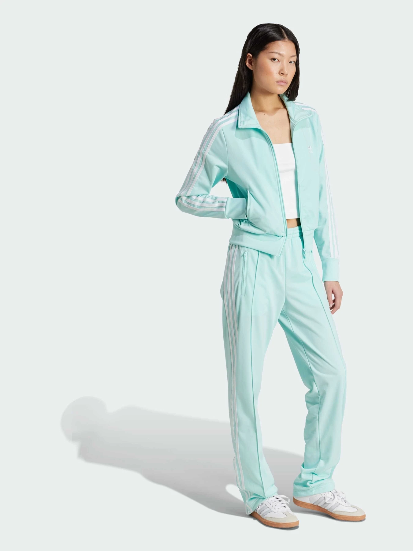 Худи и свитшоты Adidas модель JC8266 Фото