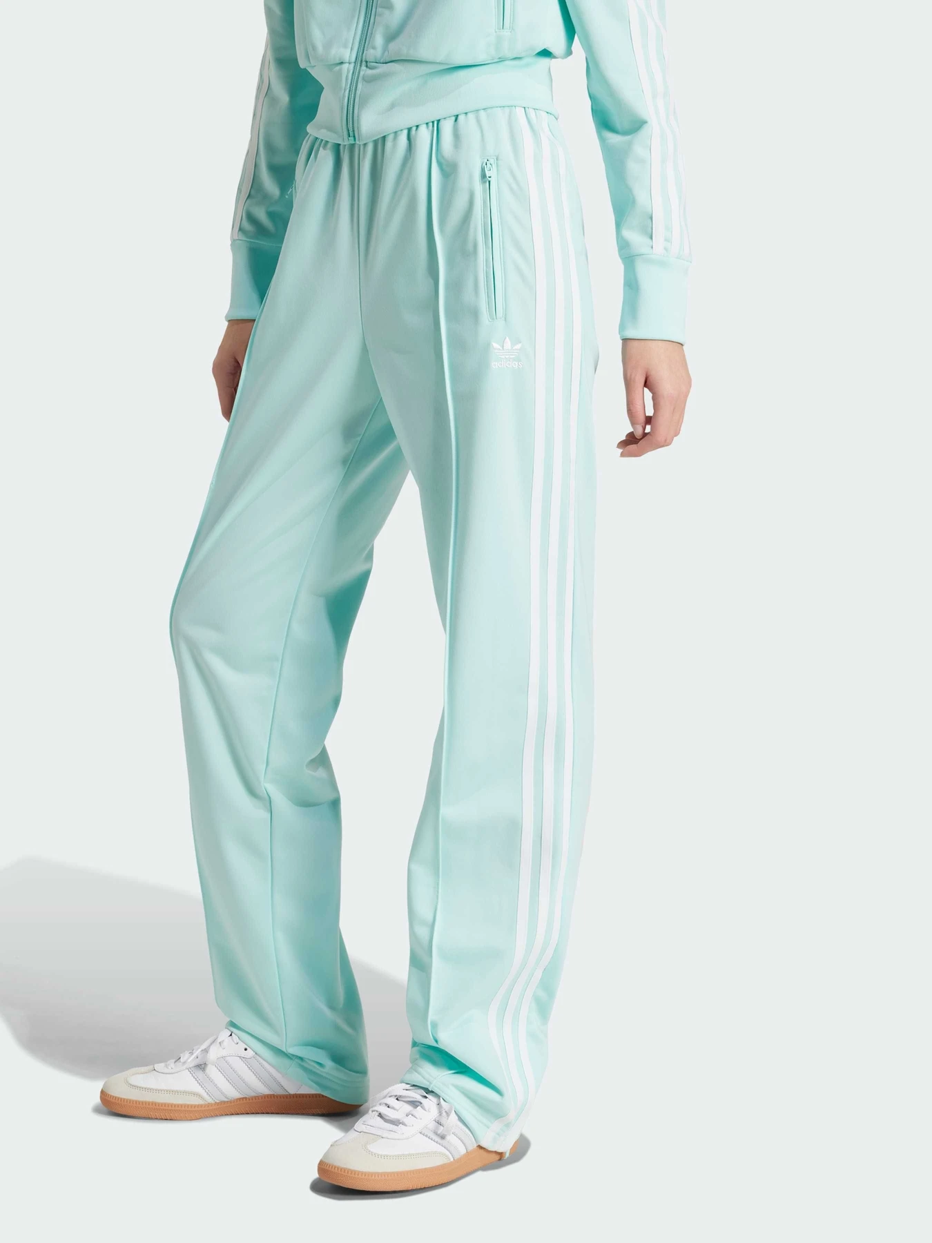 Брюки Adidas модель JC8287 Брюки Adidas модель JC8287 Фото