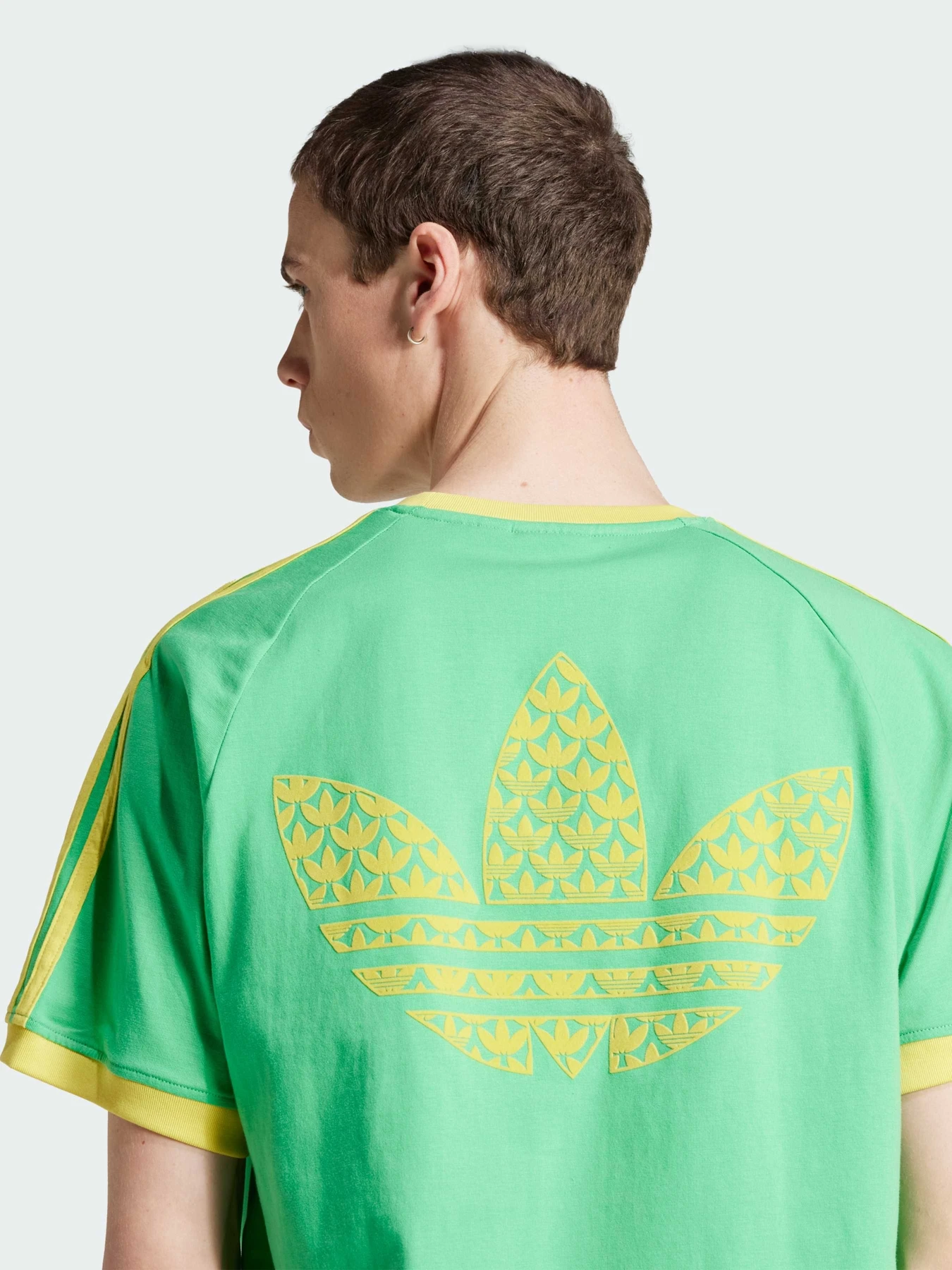 Футболки и поло Adidas Graphics модель JP4432 Фото