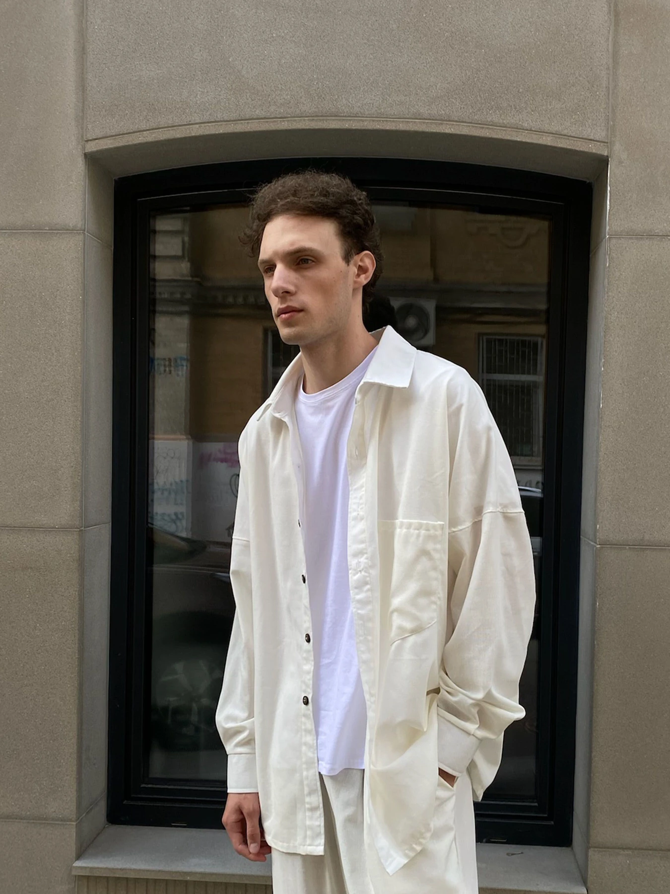 Рубашки IJ модель ij-sorochka-linen-milk-man Рубашки IJ модель ij-sorochka-linen-milk-man Фото