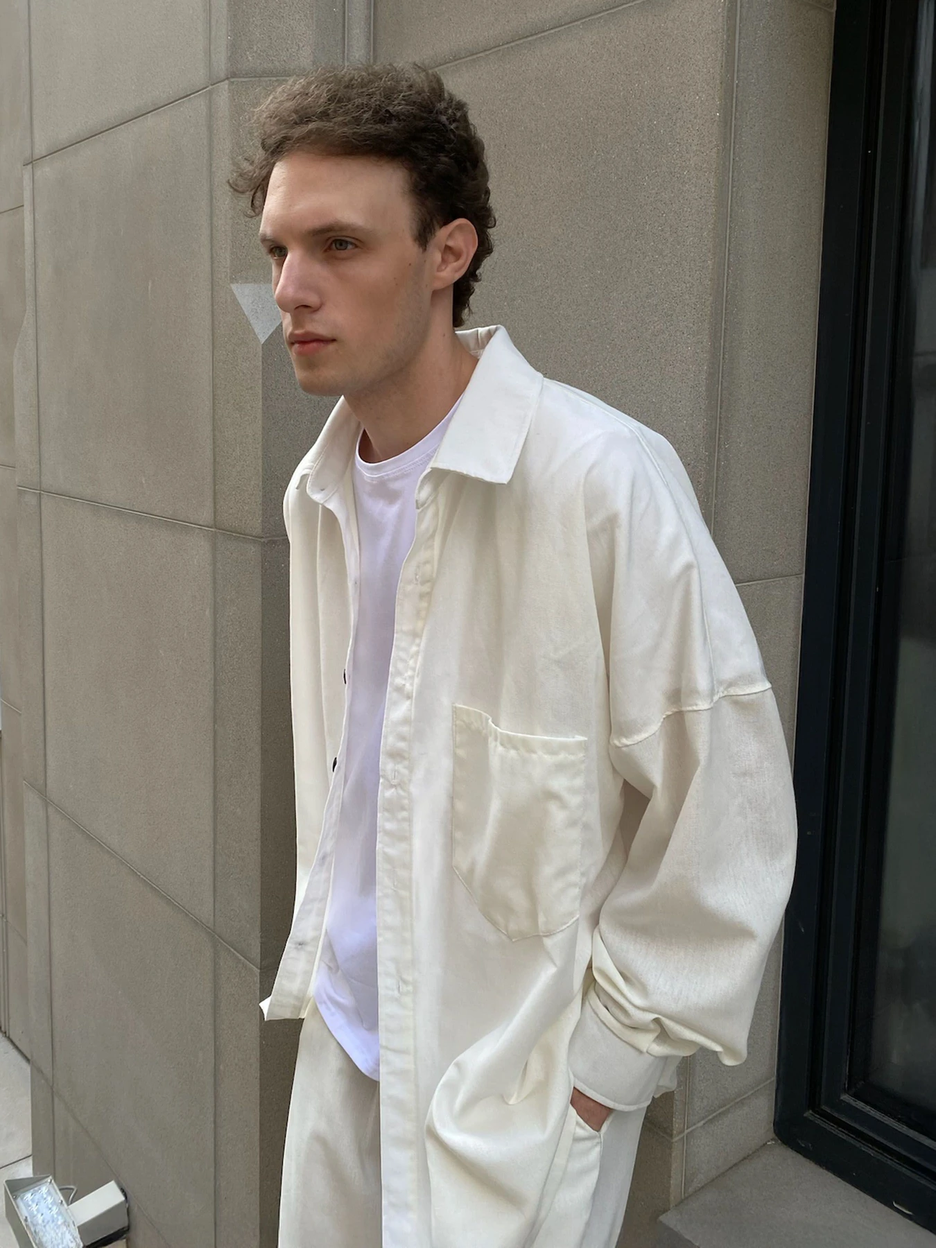 Рубашки IJ модель ij-sorochka-linen-milk-man Рубашки IJ модель ij-sorochka-linen-milk-man Фото