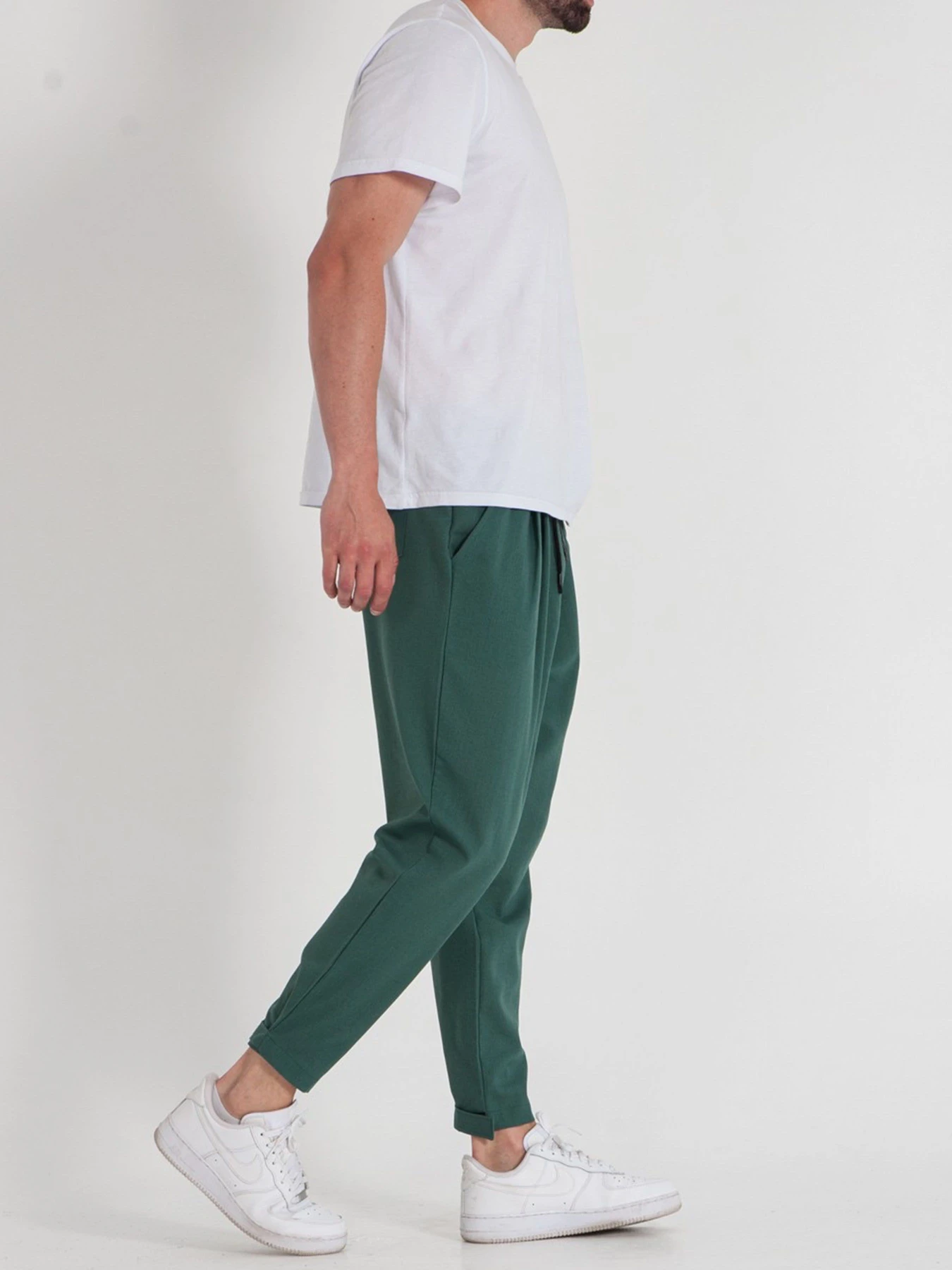 Штани IJ модель lipuchki-linen-emerald-man Штани IJ модель lipuchki-linen-emerald-man Фото