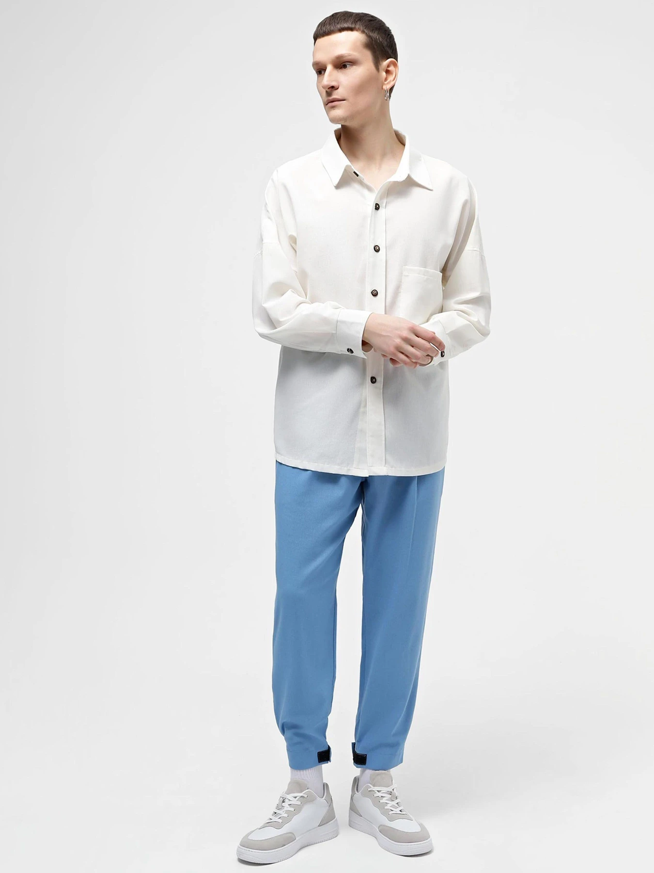 Штани IJ модель lipuchki-linen-blue-man Штани IJ модель lipuchki-linen-blue-man Фото