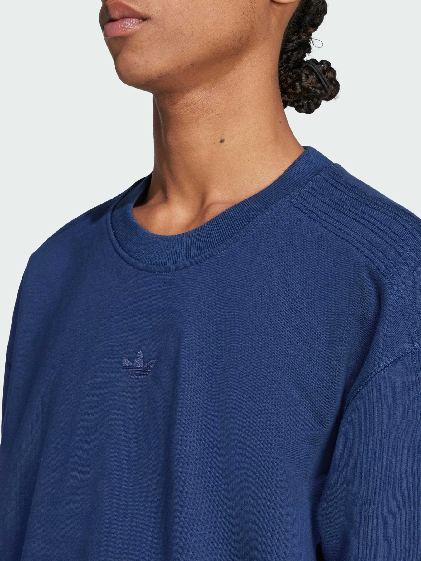 Худи и свитшоты Adidas модель JD3305 Худи и свитшоты Adidas модель JD3305 Фото