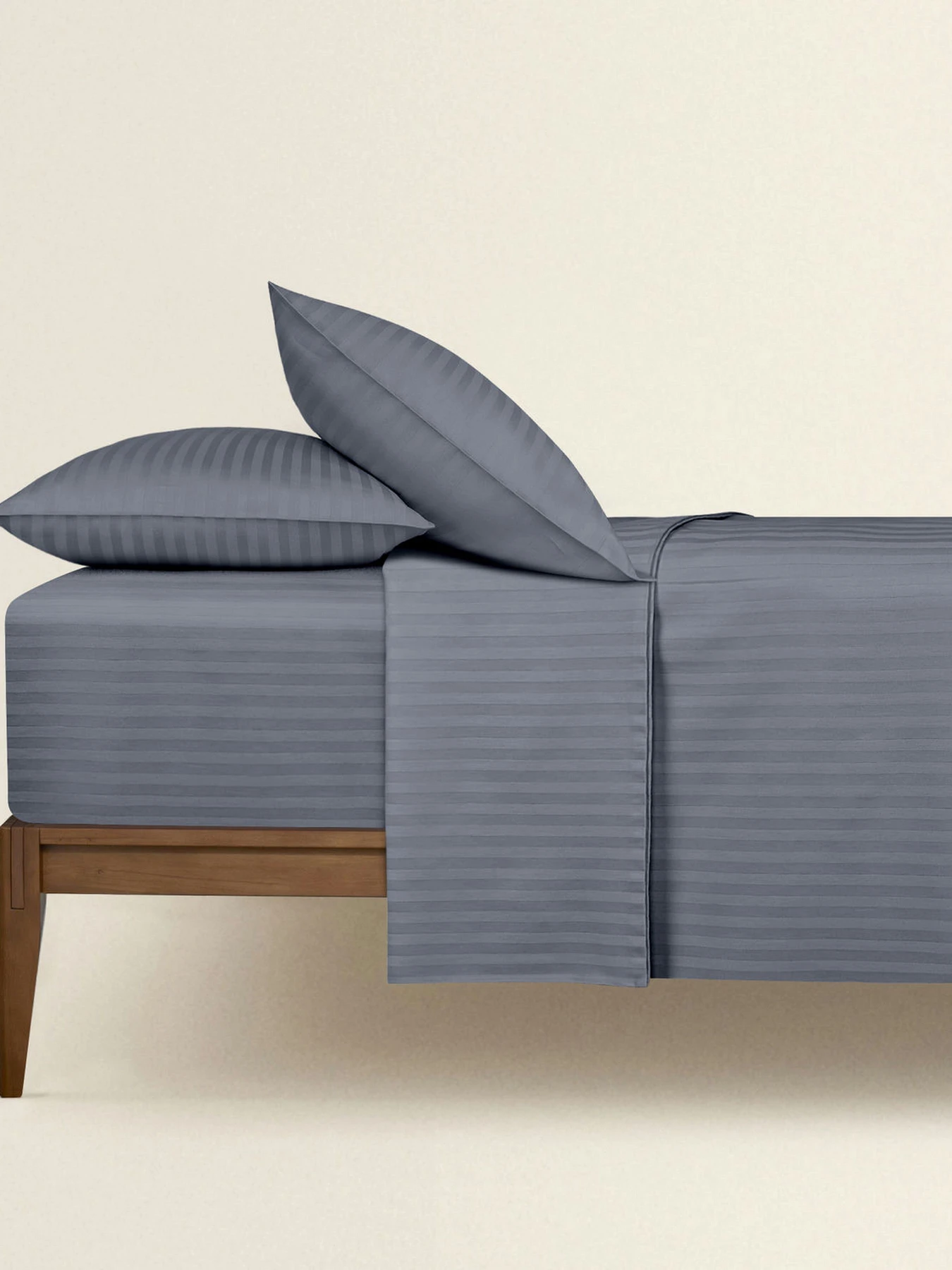 Набір наволочок сатин на подушку STEEL Cosas модель SetPillow_StrSatin_53Steel_40x60 Набір наволочок сатин на подушку STEEL Cosas модель SetPillow_StrSatin_53Steel_40x60 Фото