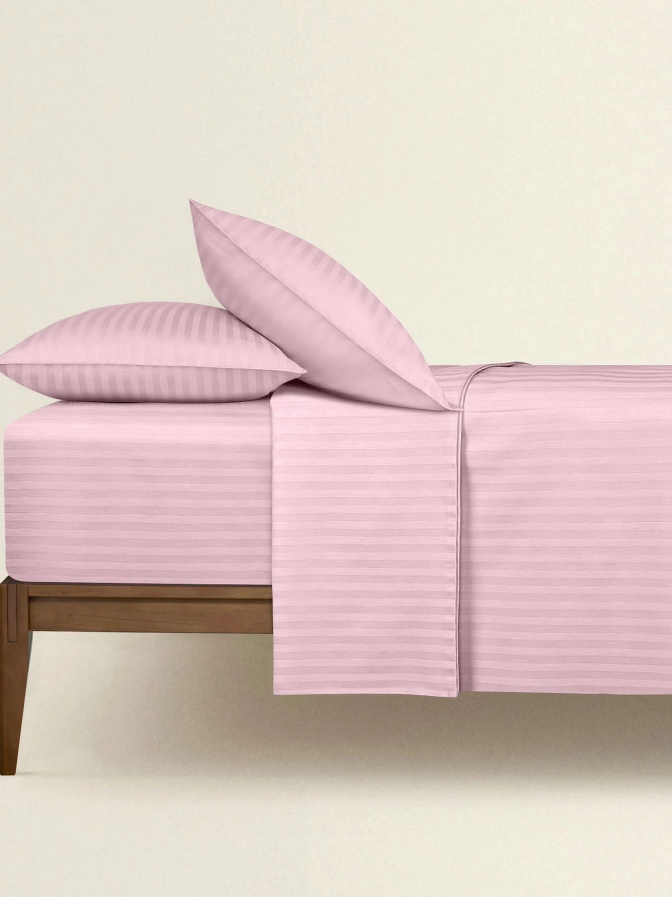 Набор наволочек сатин на подушку FLORAL Cosas модель SetPillow_StrSatin_50Floral_40x60 Набор наволочек сатин на подушку FLORAL Cosas модель SetPillow_StrSatin_50Floral_40x60 Фото