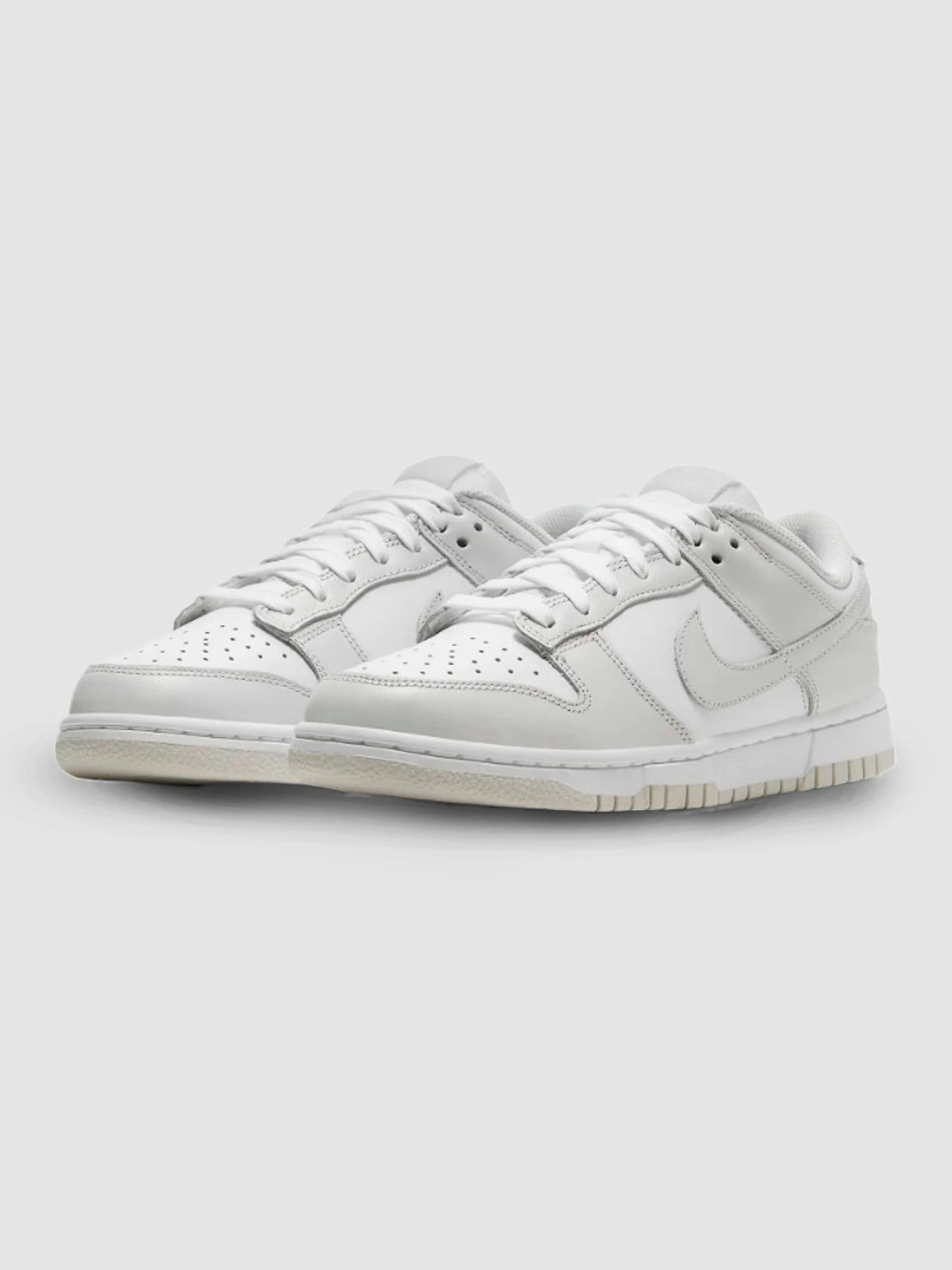 Кроссовки NIKE W Dunk Low модель DD1503-103 Кроссовки NIKE W Dunk Low модель DD1503-103 Фото