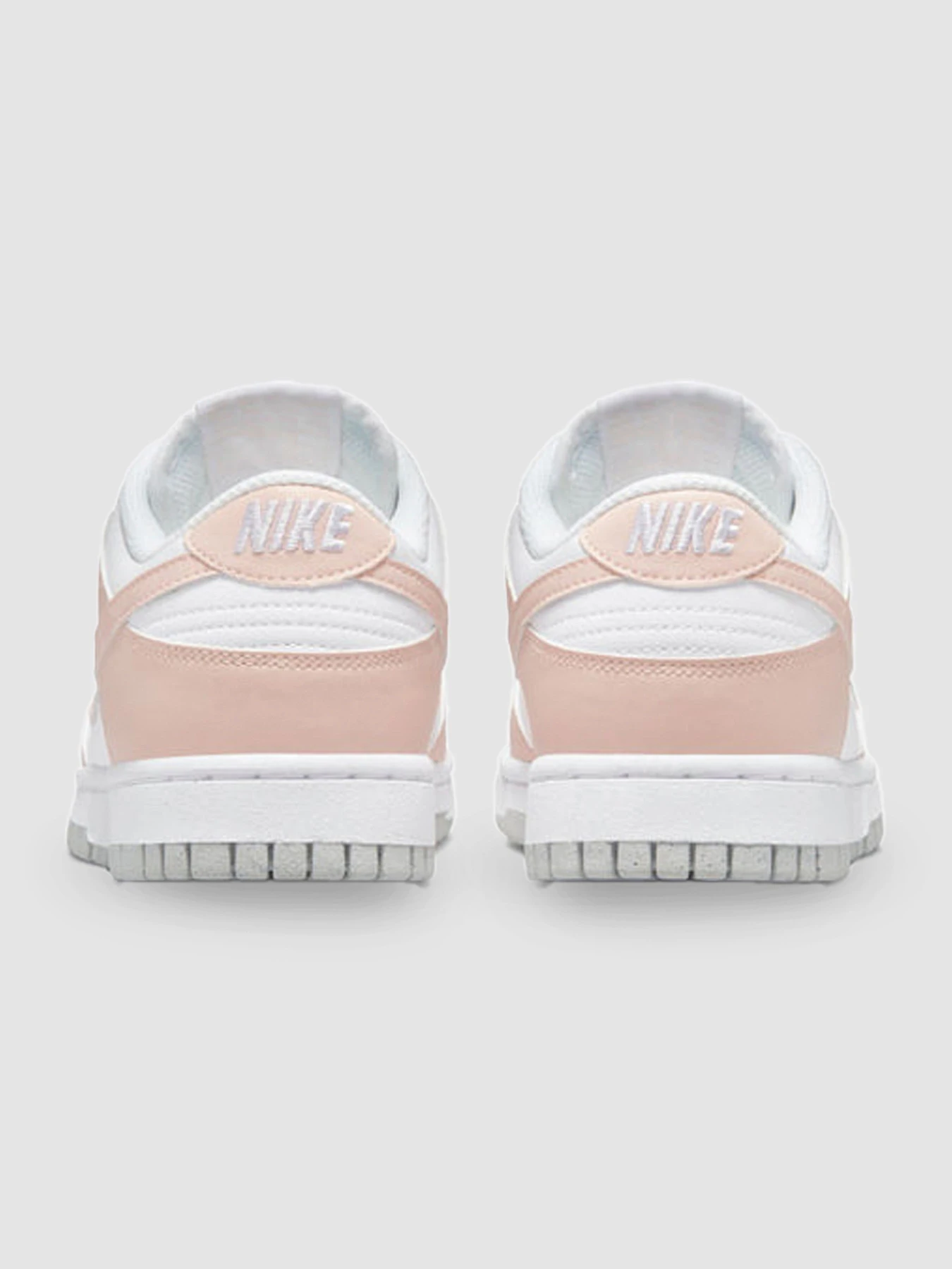 Кросівки NIKE W Dunk Low Next Nature модель DD1873-100 Кросівки NIKE W Dunk Low Next Nature модель DD1873-100 Фото