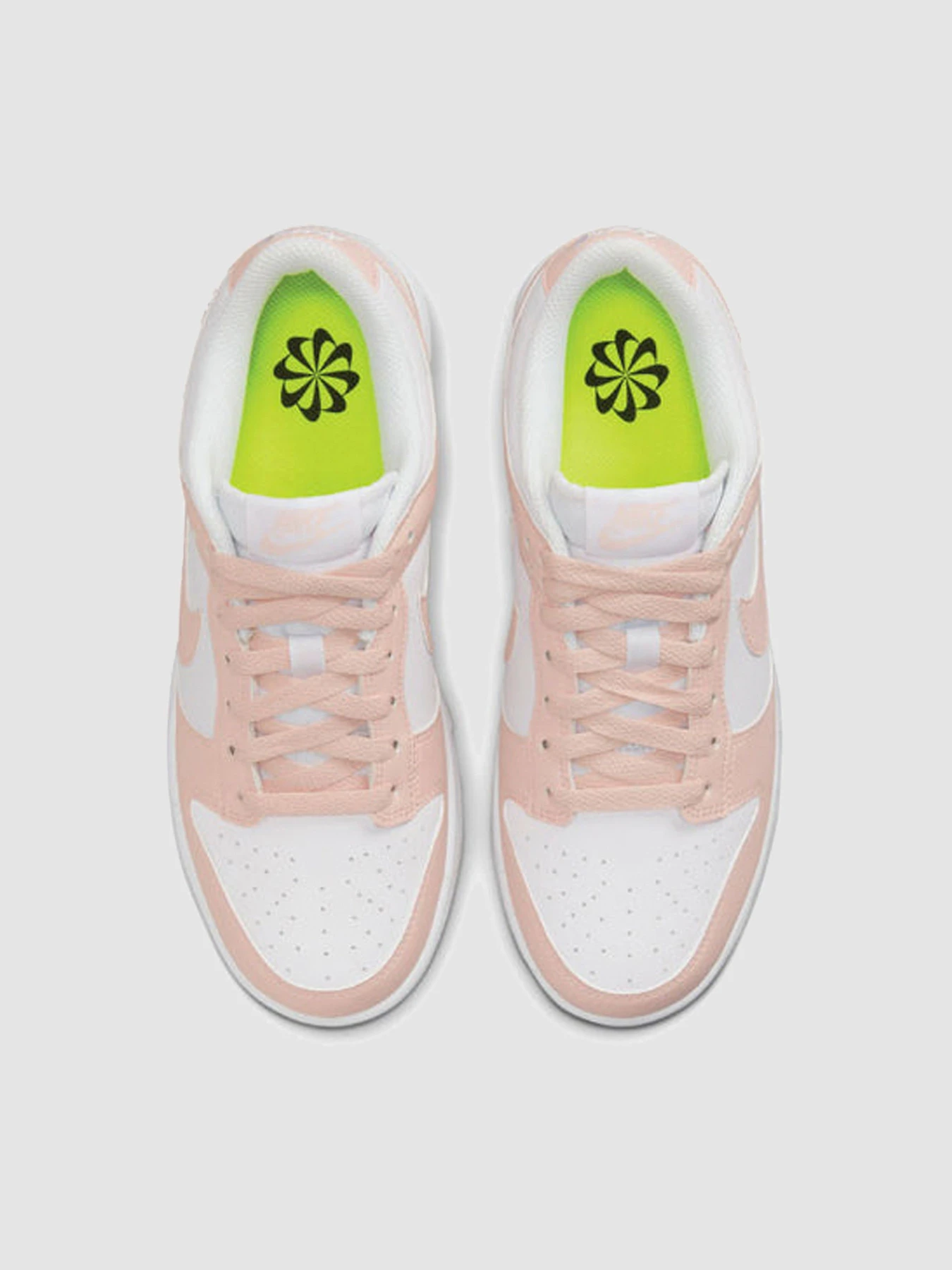 Кросівки NIKE W Dunk Low Next Nature модель DD1873-100 Кросівки NIKE W Dunk Low Next Nature модель DD1873-100 Фото