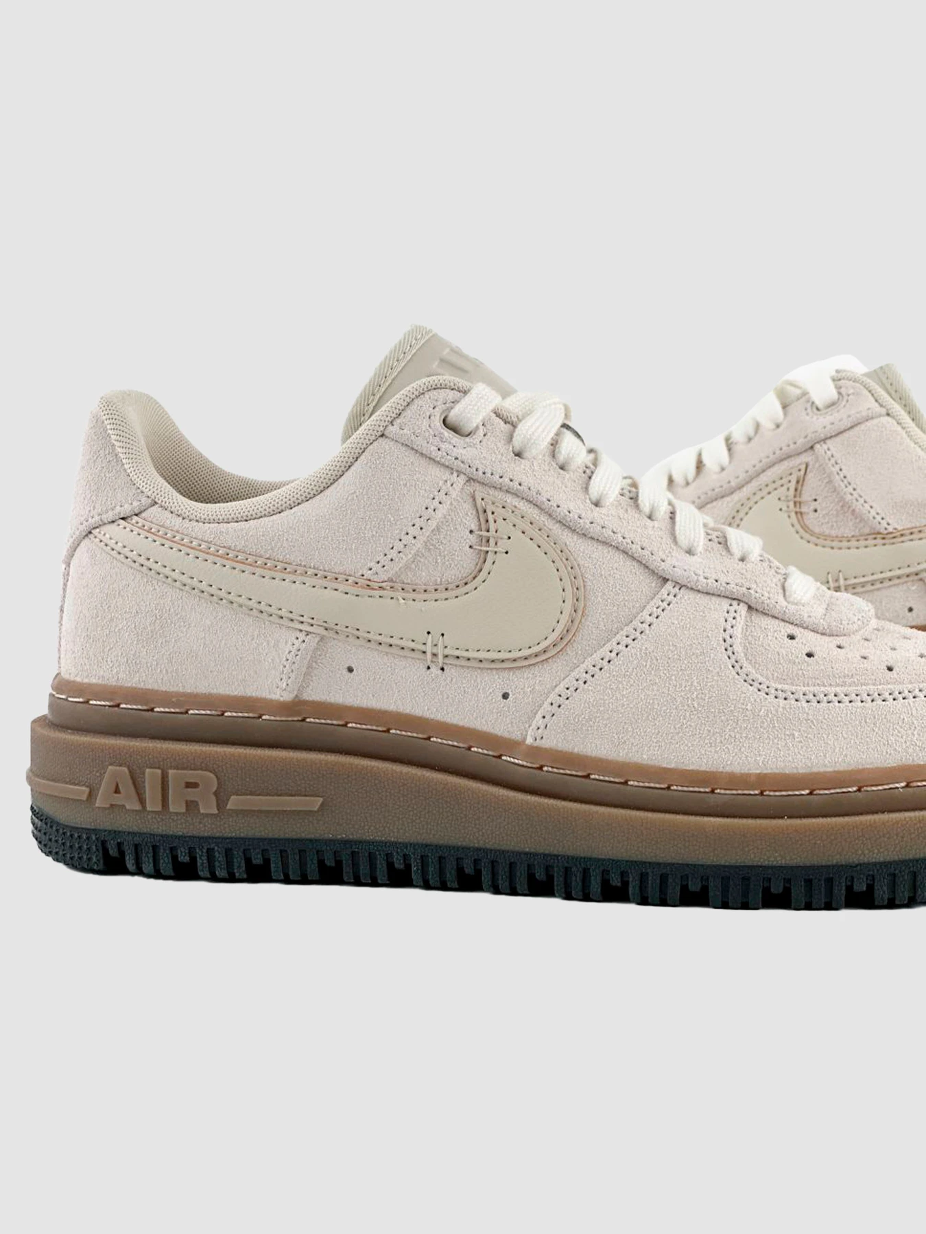 Кросівки NIKE Air Force 1 Low Luxe модель HV2531-100 Кросівки NIKE Air Force 1 Low Luxe модель HV2531-100 Фото