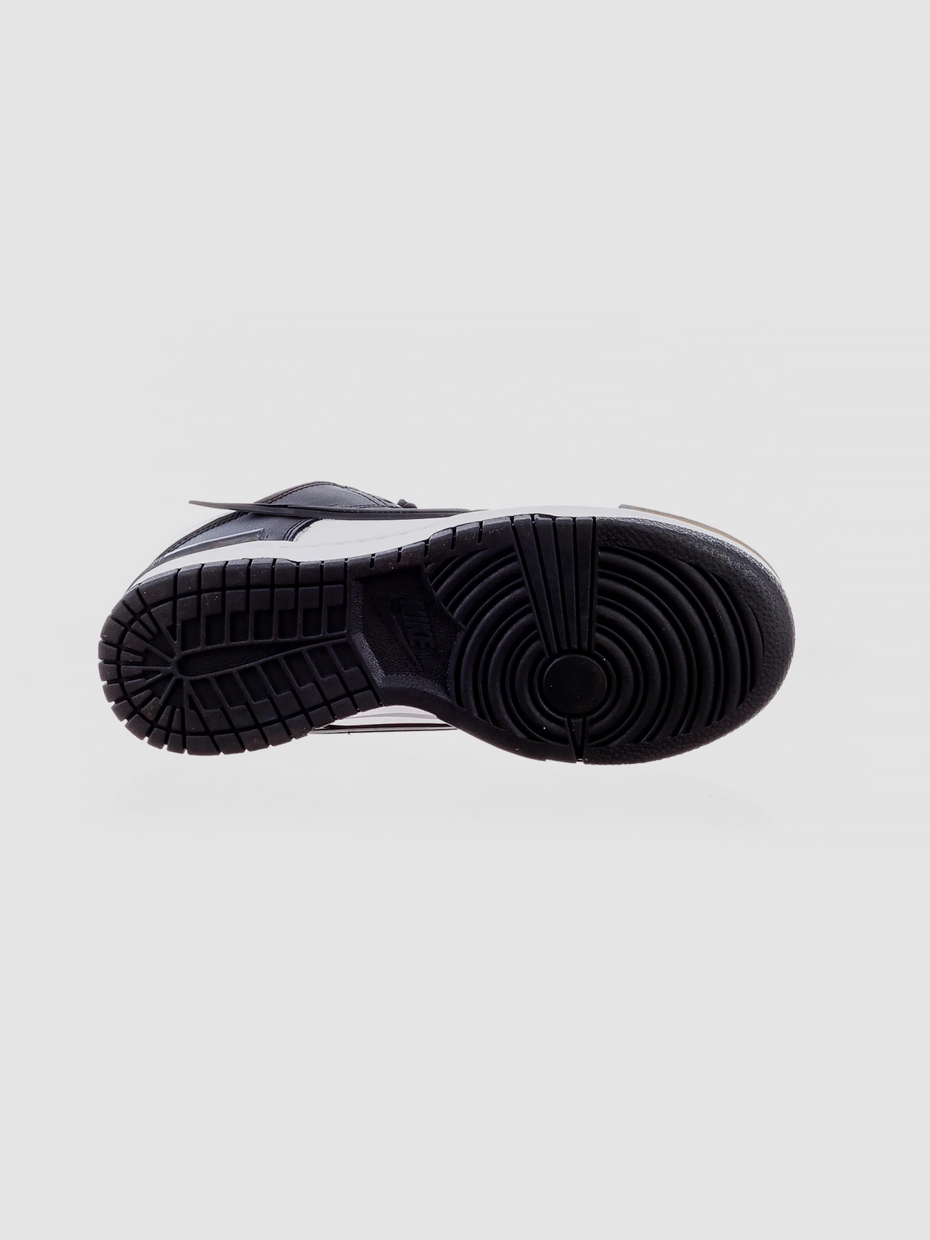 Кросівки NIKE W Dunk Low Twist Panda модель DZ2794-001 Кросівки NIKE W Dunk Low Twist Panda модель DZ2794-001 Фото