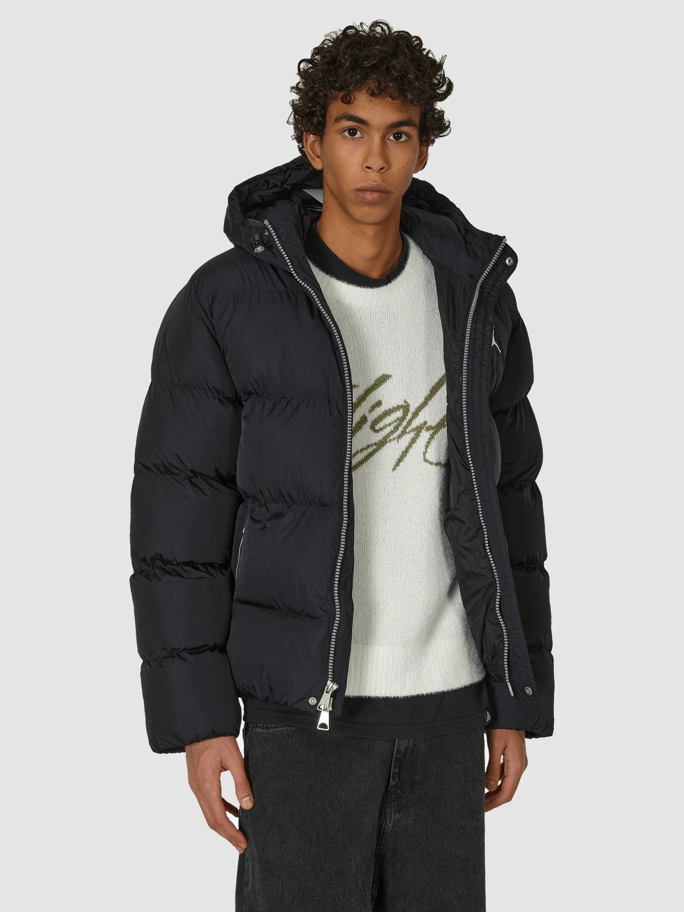 Куртки и дубленки Jordan Essentials Puffer модель FB7311-010 Куртки и дубленки Jordan Essentials Puffer модель FB7311-010 Фото