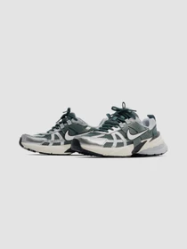 Кросівки NIKE V2k Run модель HJ4497-300 Фото