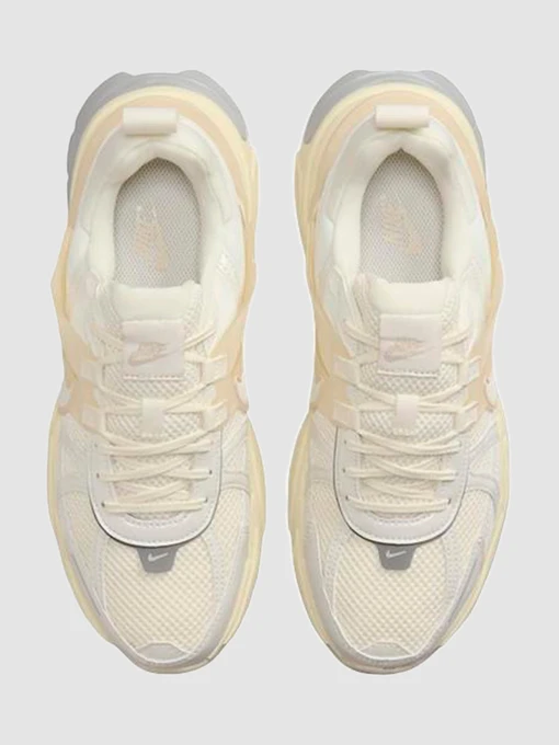 Жіночі Кросівки повсякденні NIKE V2k Run фото 2