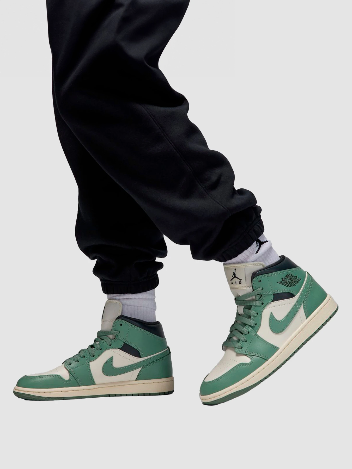 Брюки Jordan W Brkln Flc Pant 24 модель FV7077-010 Брюки Jordan W Brkln Flc Pant 24 модель FV7077-010 Фото