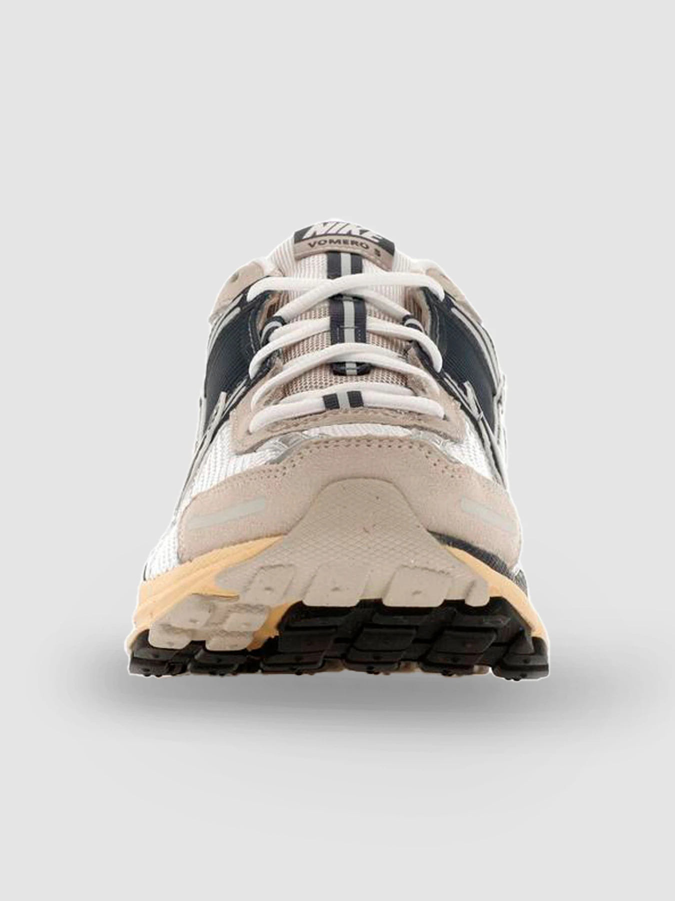 Кросівки NIKE Zoom Vomero 5 *Since 1972* модель HF4259-100 Кросівки NIKE Zoom Vomero 5 *Since 1972* модель HF4259-100 Фото