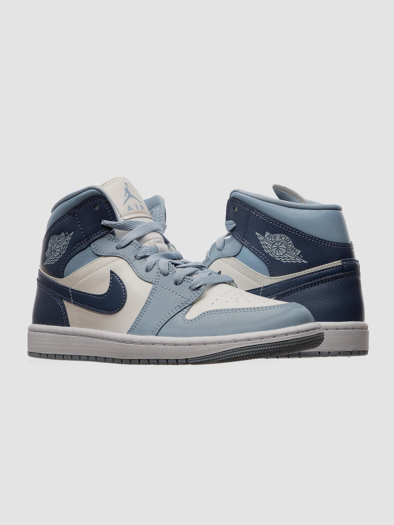 Кросівки Jordan 1 Mid Shoes 'Diffused Blue' модель BQ6472-140 Кросівки Jordan 1 Mid Shoes 'Diffused Blue' модель BQ6472-140 Фото
