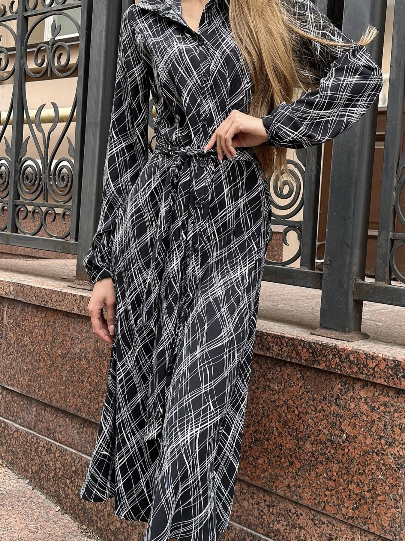 Сукні LadyLike модель ll194718990-chornij Сукні LadyLike модель ll194718990-chornij Фото