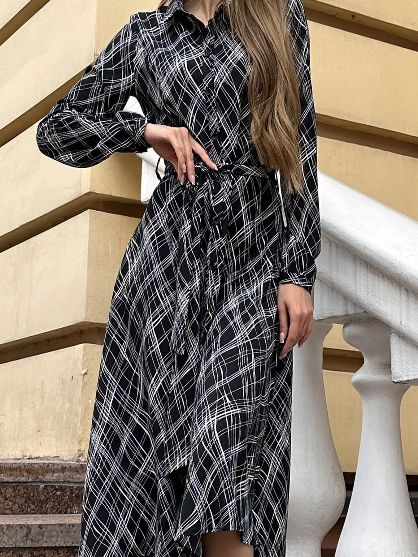Сукні LadyLike модель ll194718990-chornij Сукні LadyLike модель ll194718990-chornij Фото