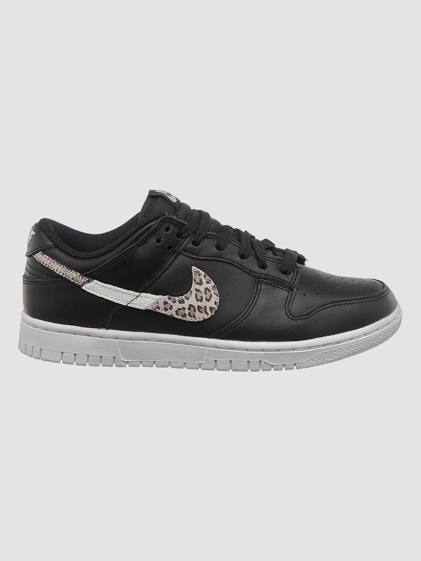 Кроссовки NIKE Dunk Low Se модель DD7099-001 Кроссовки NIKE Dunk Low Se модель DD7099-001 Фото