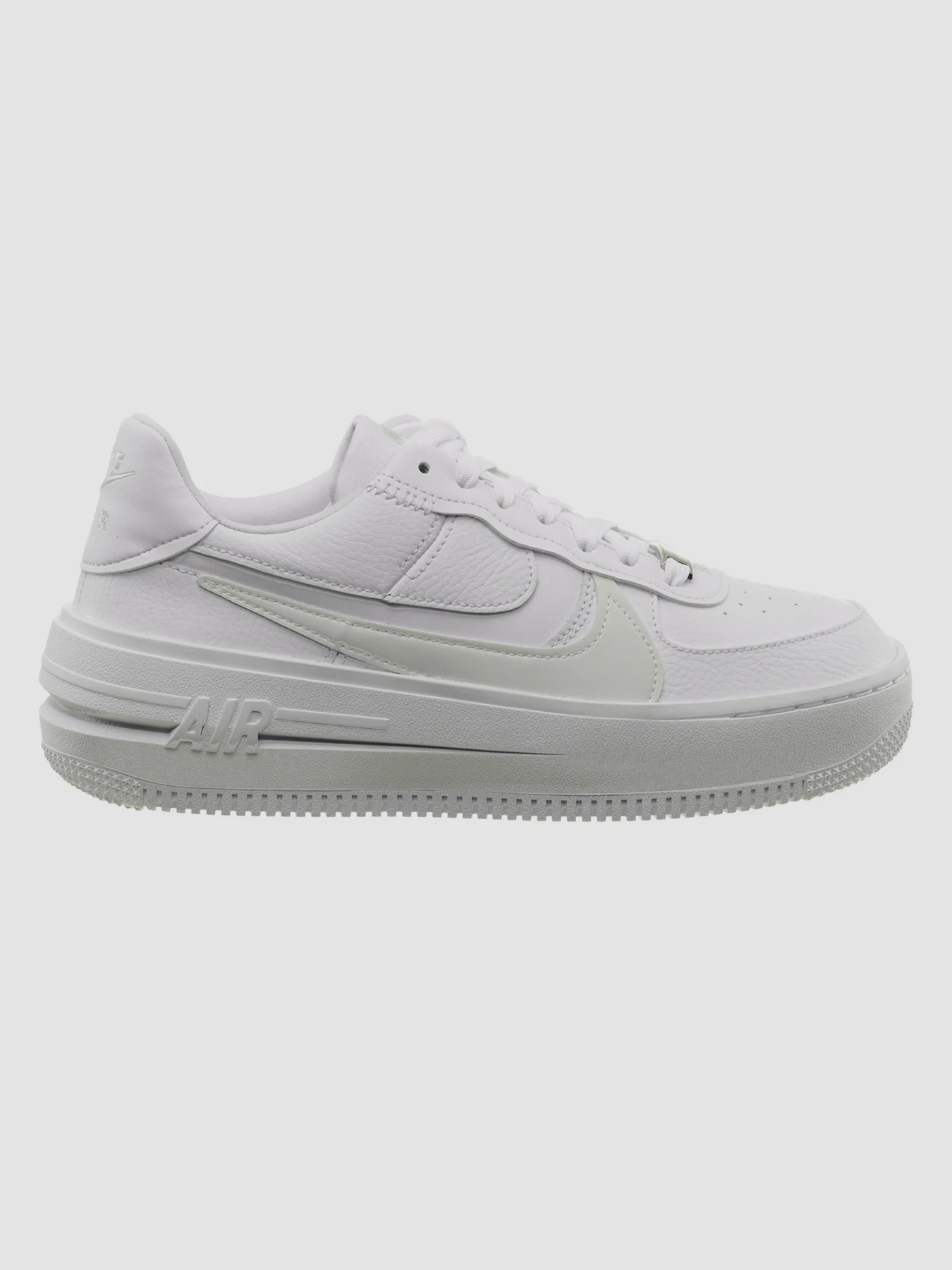 Кросівки NIKE Air Force 1 Plt.Af.Orm Triple White W модель DJ9946-100 Кросівки NIKE Air Force 1 Plt.Af.Orm Triple White W модель DJ9946-100 Фото