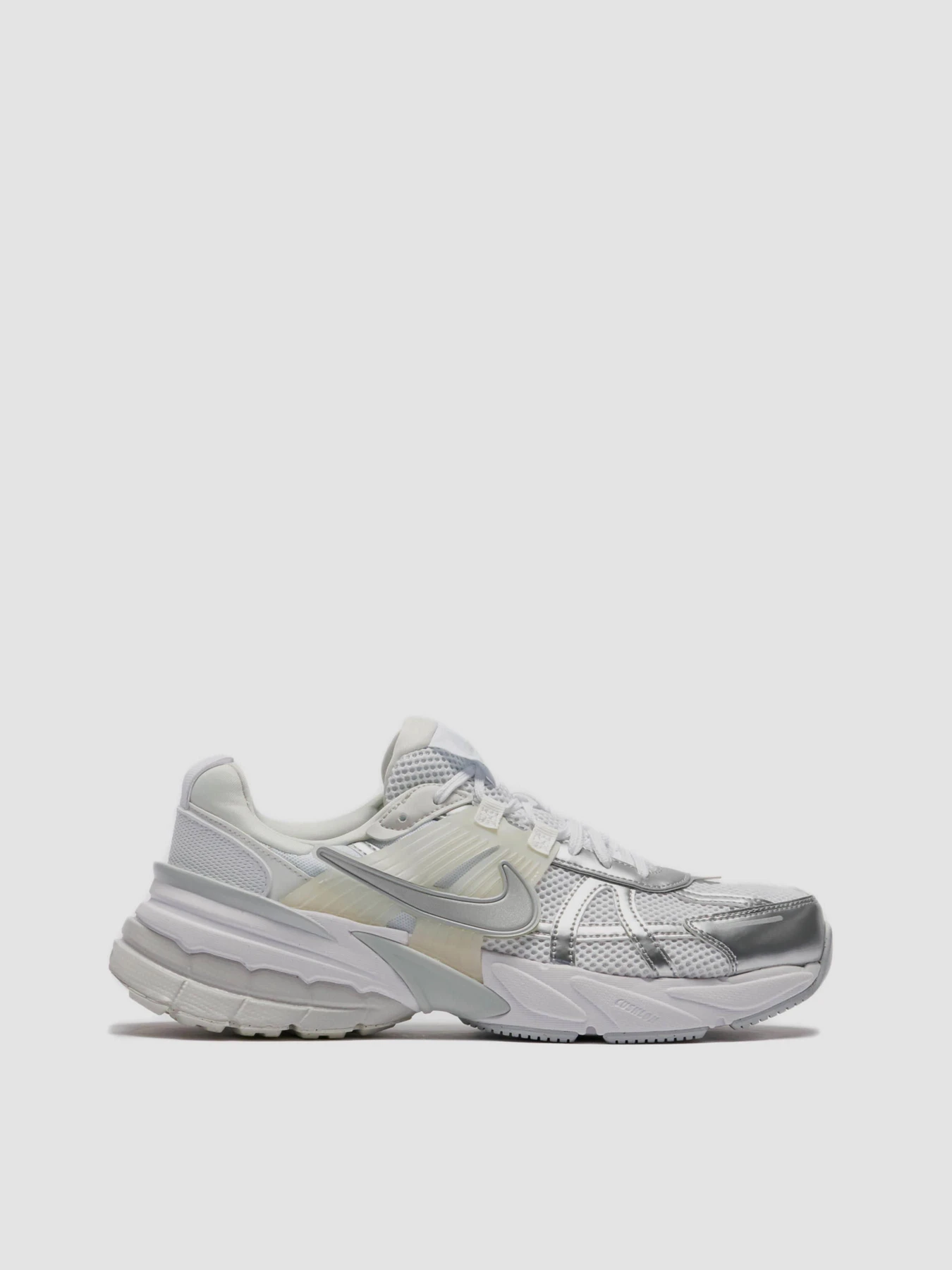 Кросівки NIKE Nike V2k Run модель FD0736-104 Кросівки NIKE Nike V2k Run модель FD0736-104 Фото