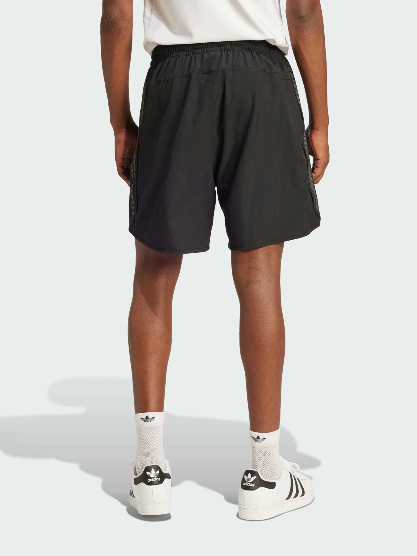 Шорты Adidas модель JD0053 Шорты Adidas модель JD0053 Фото