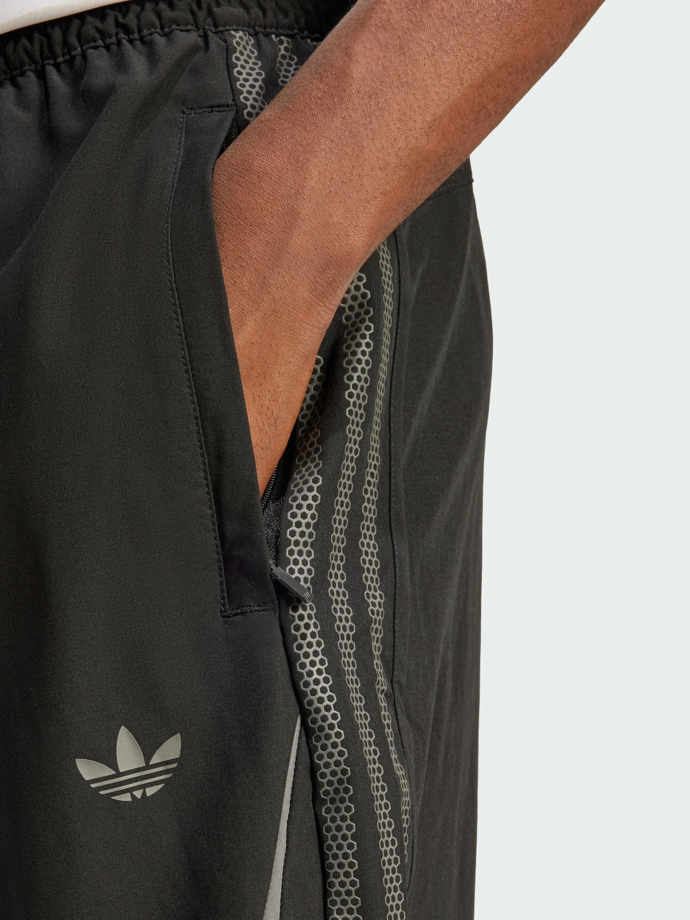 Шорты Adidas модель JD0053 Шорты Adidas модель JD0053 Фото