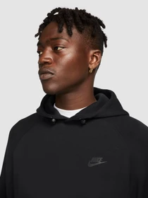 Худи и свитшоты NIKE M Nk Tch Flc Po Hoodie модель FB8016-010 Фото