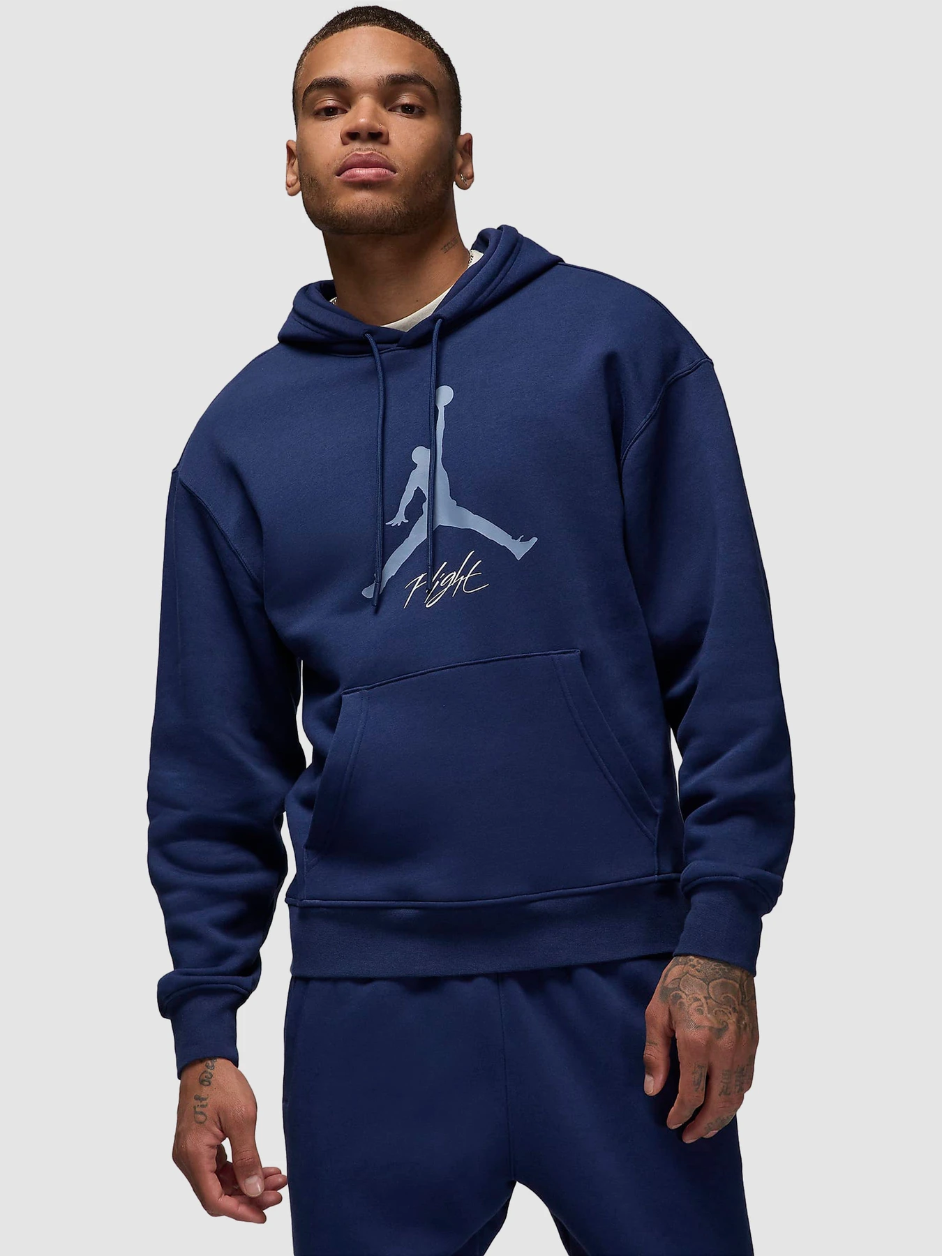 Худи и свитшоты Jordan Essentials Men's Fleece модель FD7545-410 Худи и свитшоты Jordan Essentials Men's Fleece модель FD7545-410 Фото