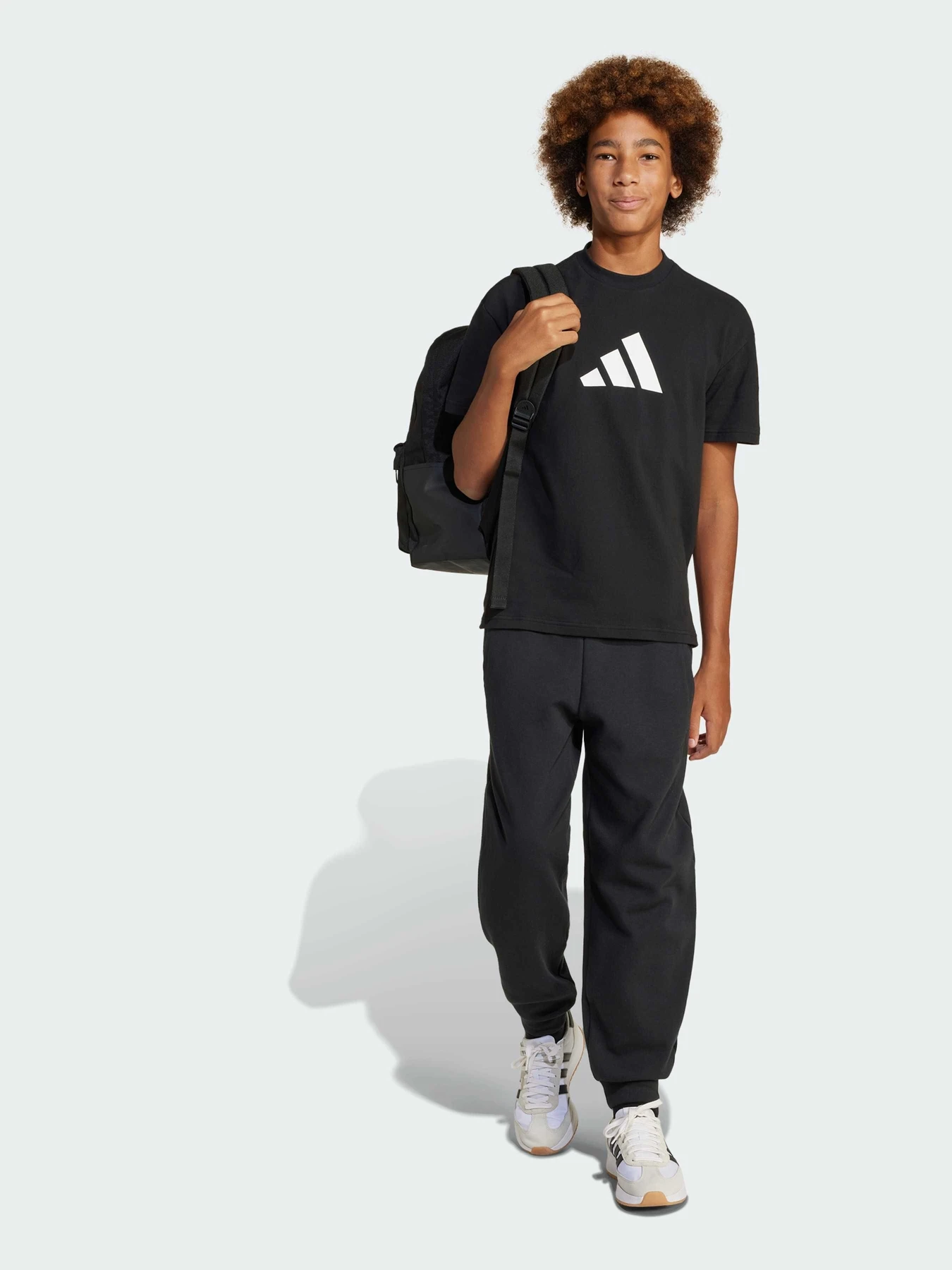 Брюки Adidas модель JC7566 Брюки Adidas модель JC7566 Фото