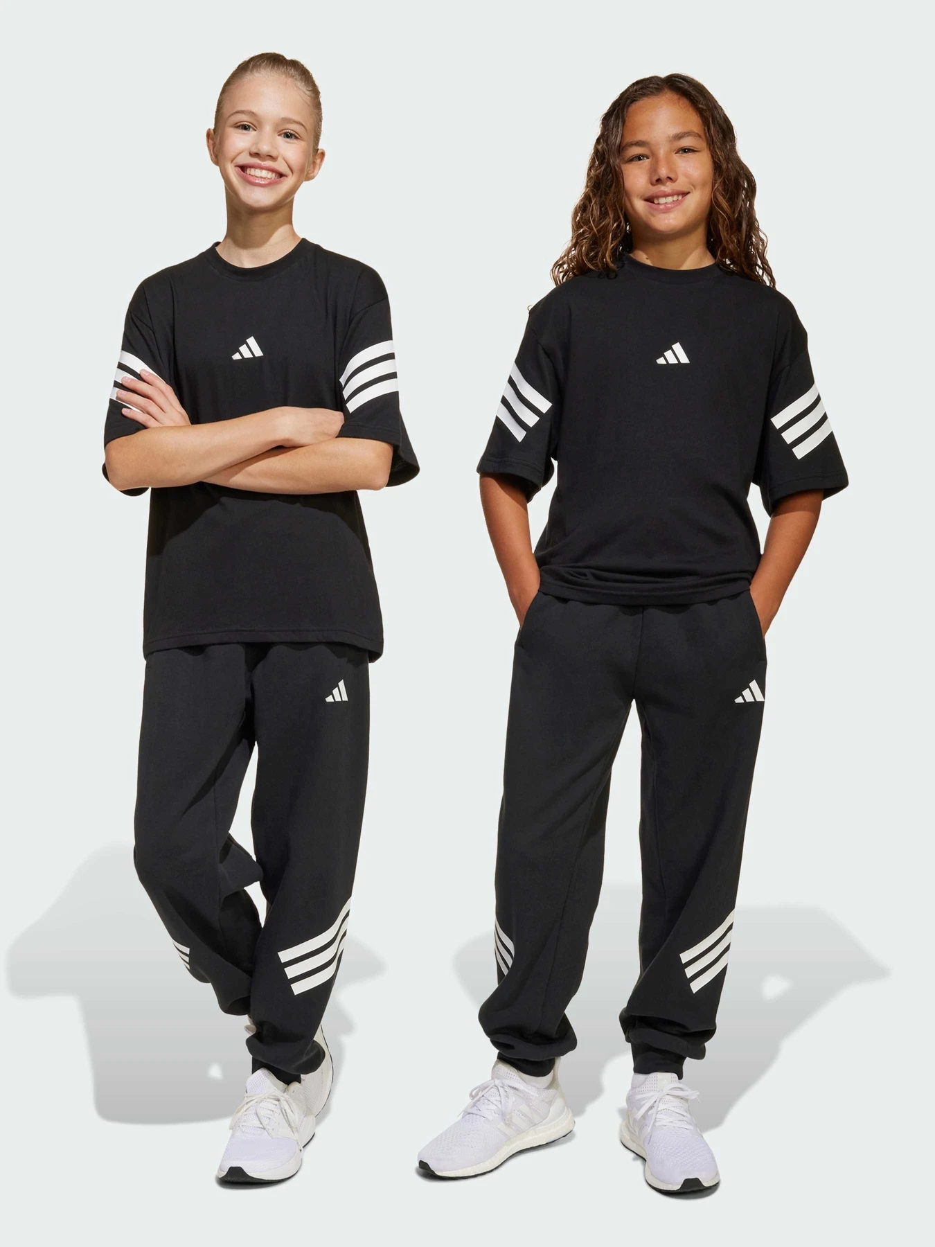 Брюки Adidas 3 Stripes модель JD1298 Брюки Adidas 3 Stripes модель JD1298 Фото