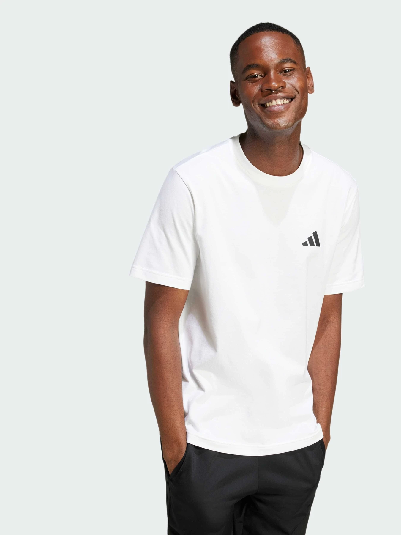 Футболки и поло Adidas модель JL6118 Футболки и поло Adidas модель JL6118 Фото