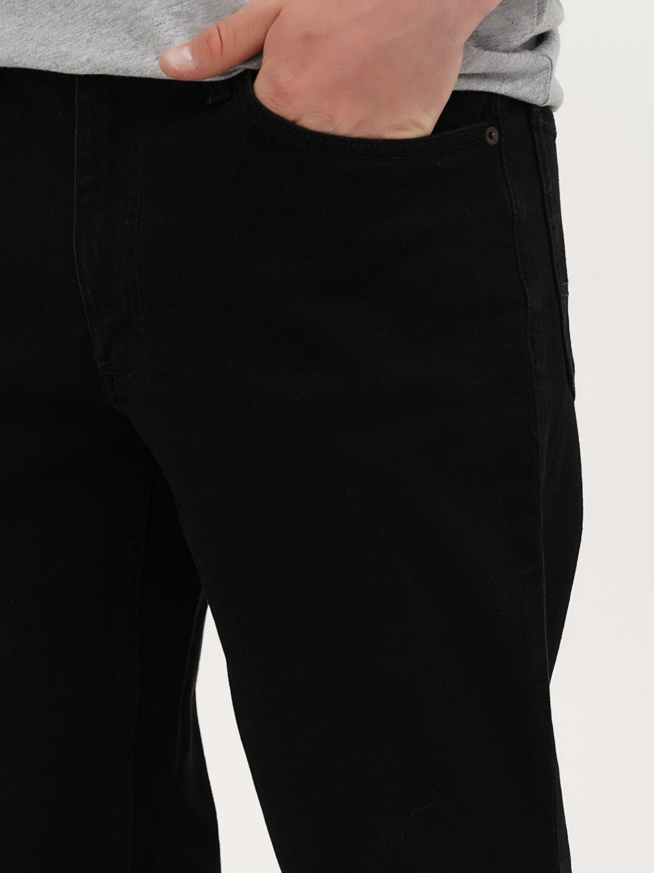 Джинсы Mustang Jeans Tramper Straight модель 1006741 Джинсы Mustang Jeans Tramper Straight модель 1006741 Фото