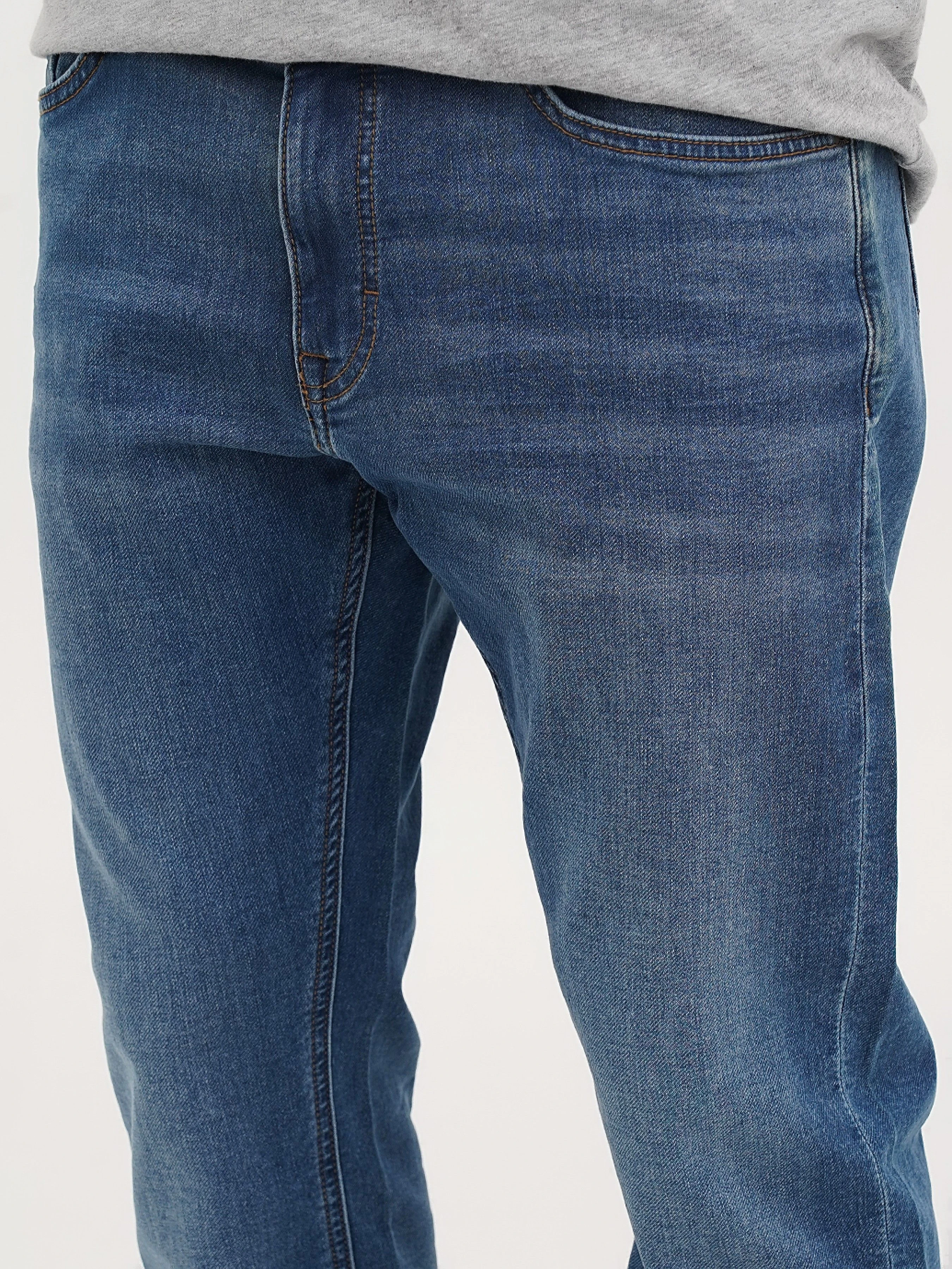 Бавовняні Чоловічі Завужені джинси Mustang Jeans Oregon Tapered K фото 3
