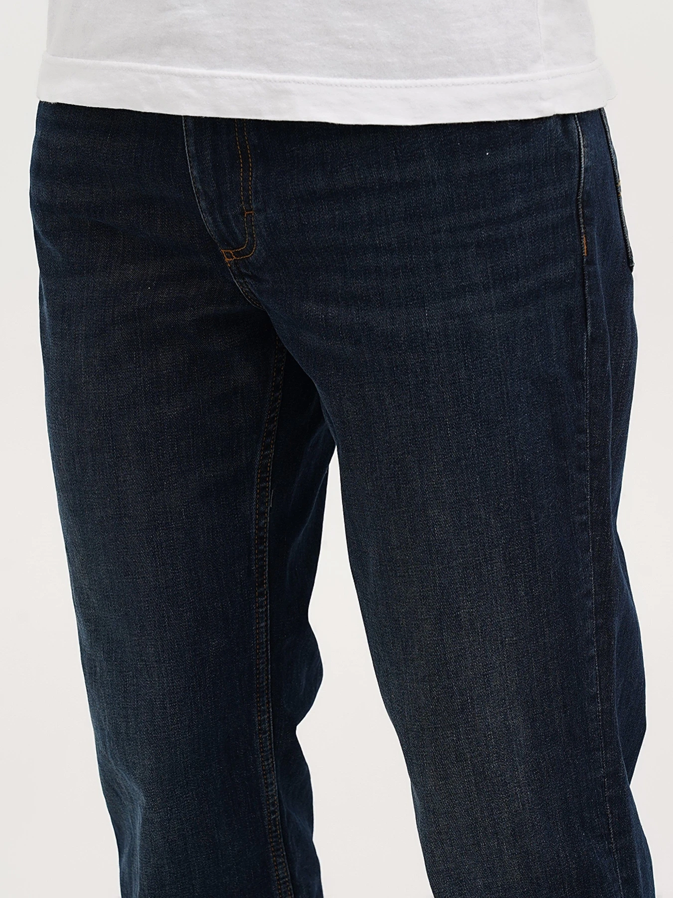 Джинсы Mustang Jeans Tramper Straight модель 1013717 Джинсы Mustang Jeans Tramper Straight модель 1013717 Фото
